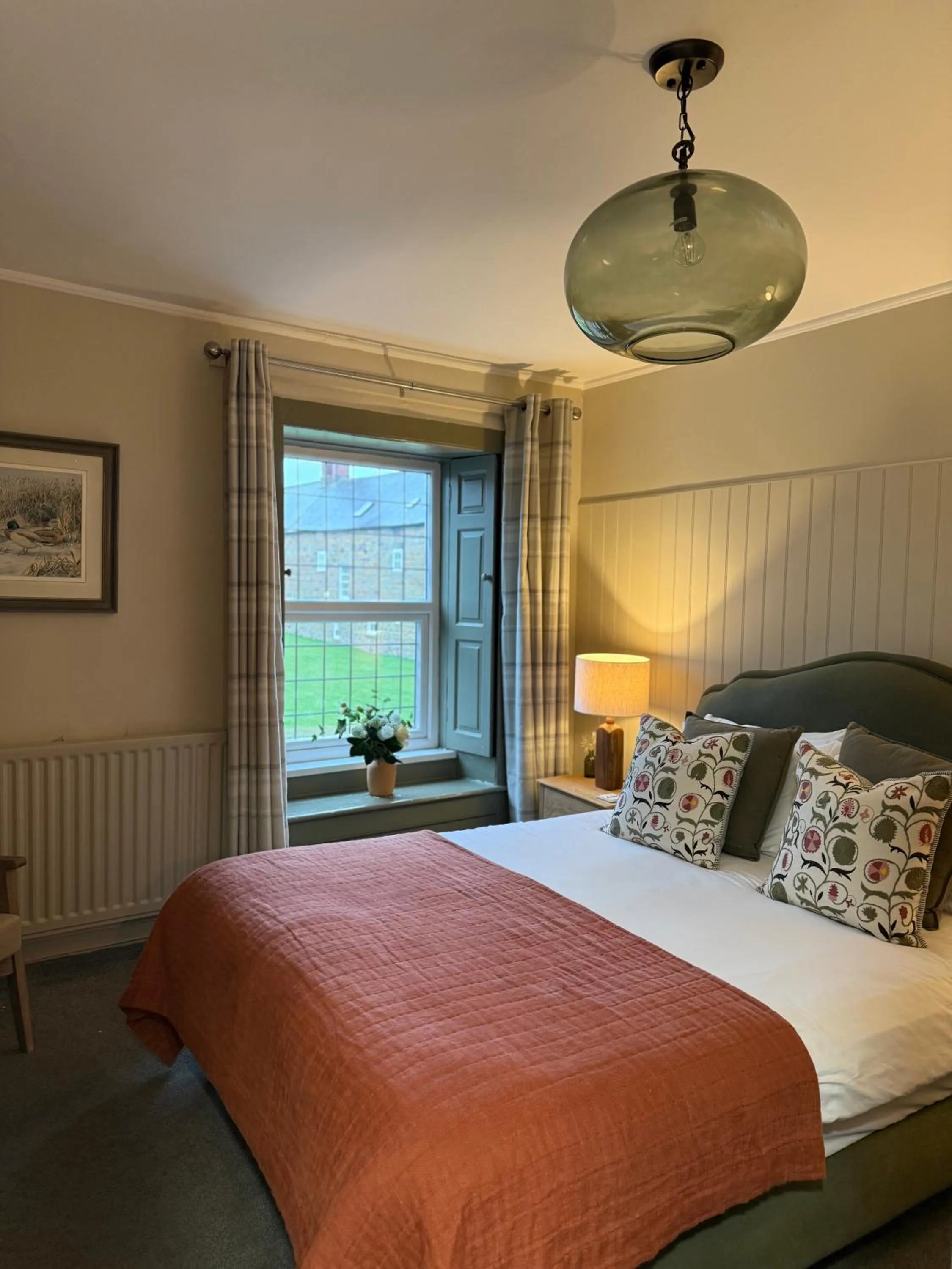 Bed in The Red Lion Inn Alnmouth