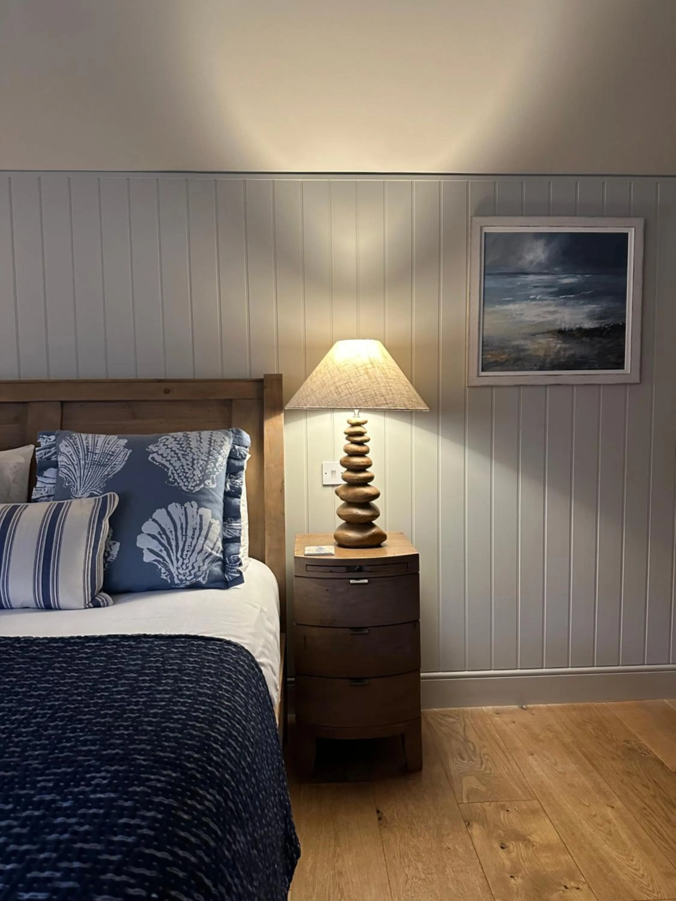 Bed in The Red Lion Inn Alnmouth