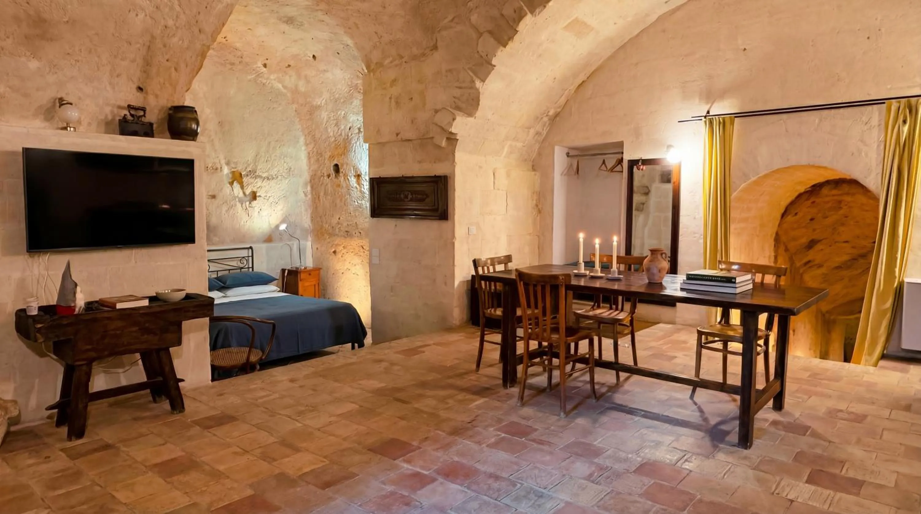 Photo of the whole room, Bed in Hotel San Giorgio