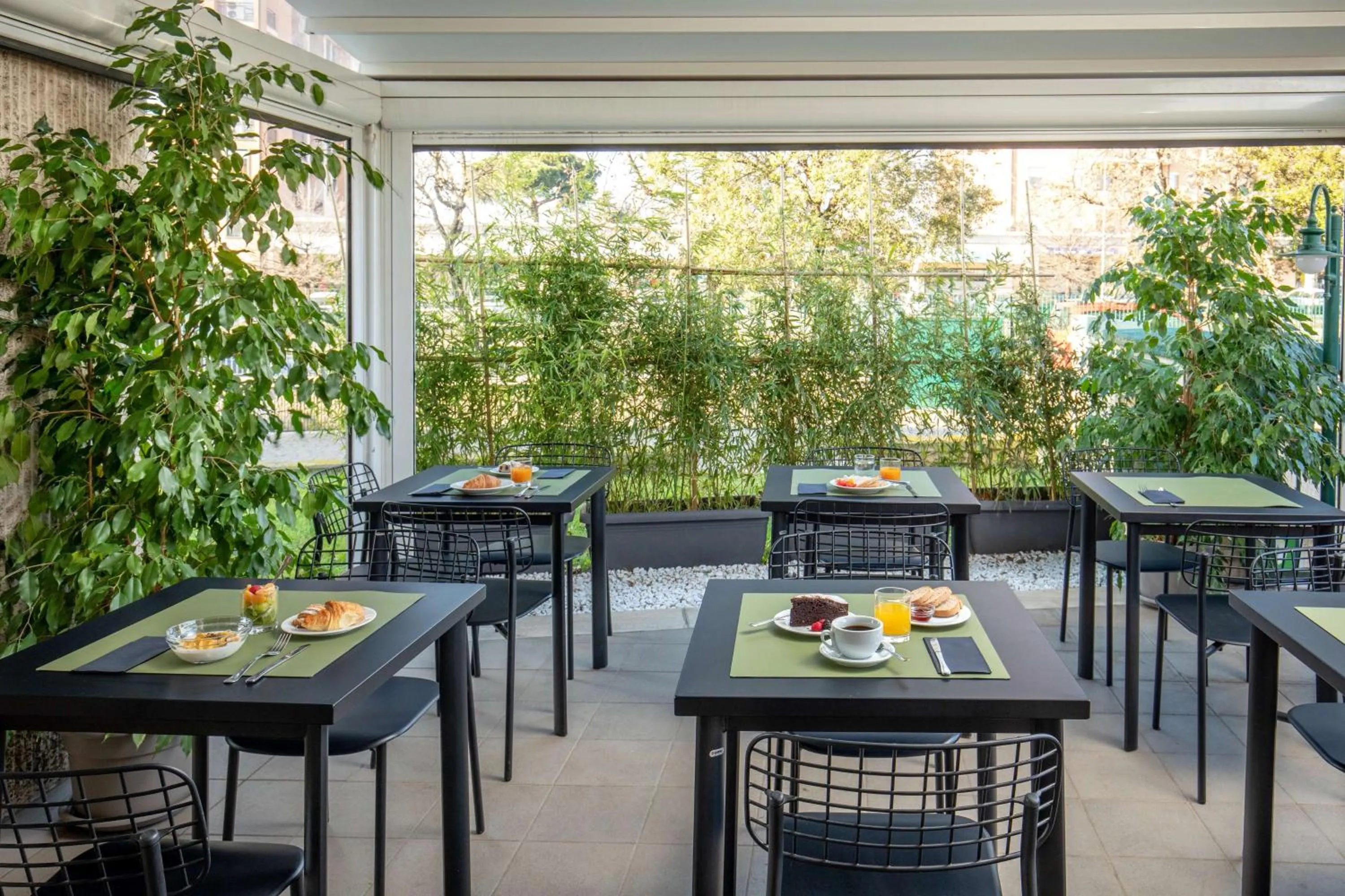 Breakfast in Best Western Hotel Viterbo