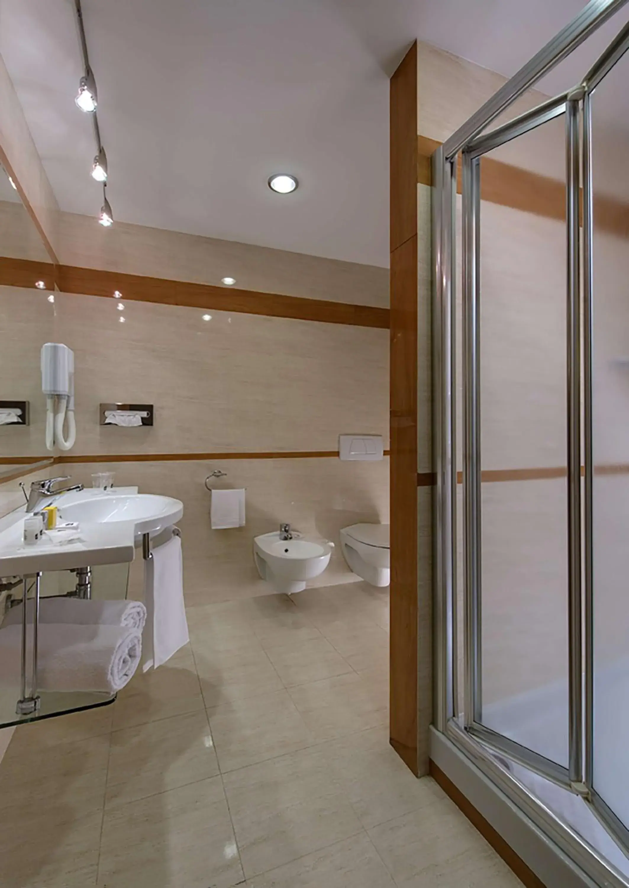 Two Room King Suite in Best Western Hotel Viterbo Two Room King Suite in Best Western Hotel Viterbo