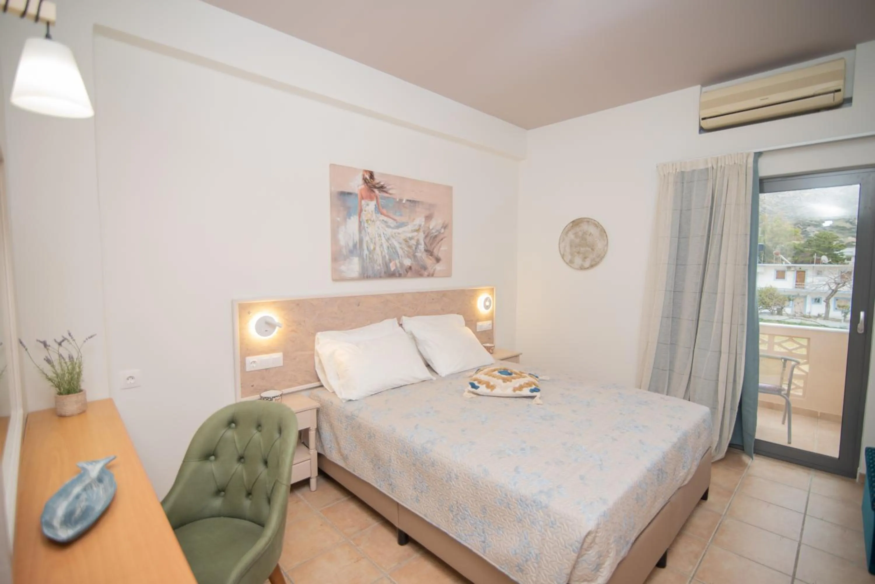 Bedroom, Bed in Tsaner Apartment and Rooms