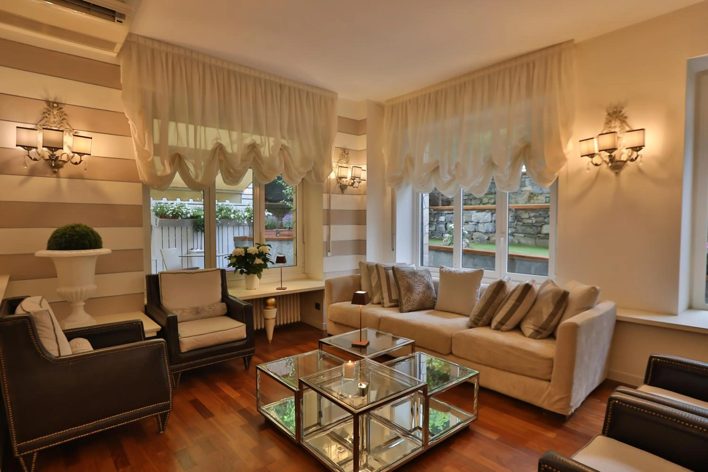 Lobby or reception in Hotel Tigullio Et De Milan