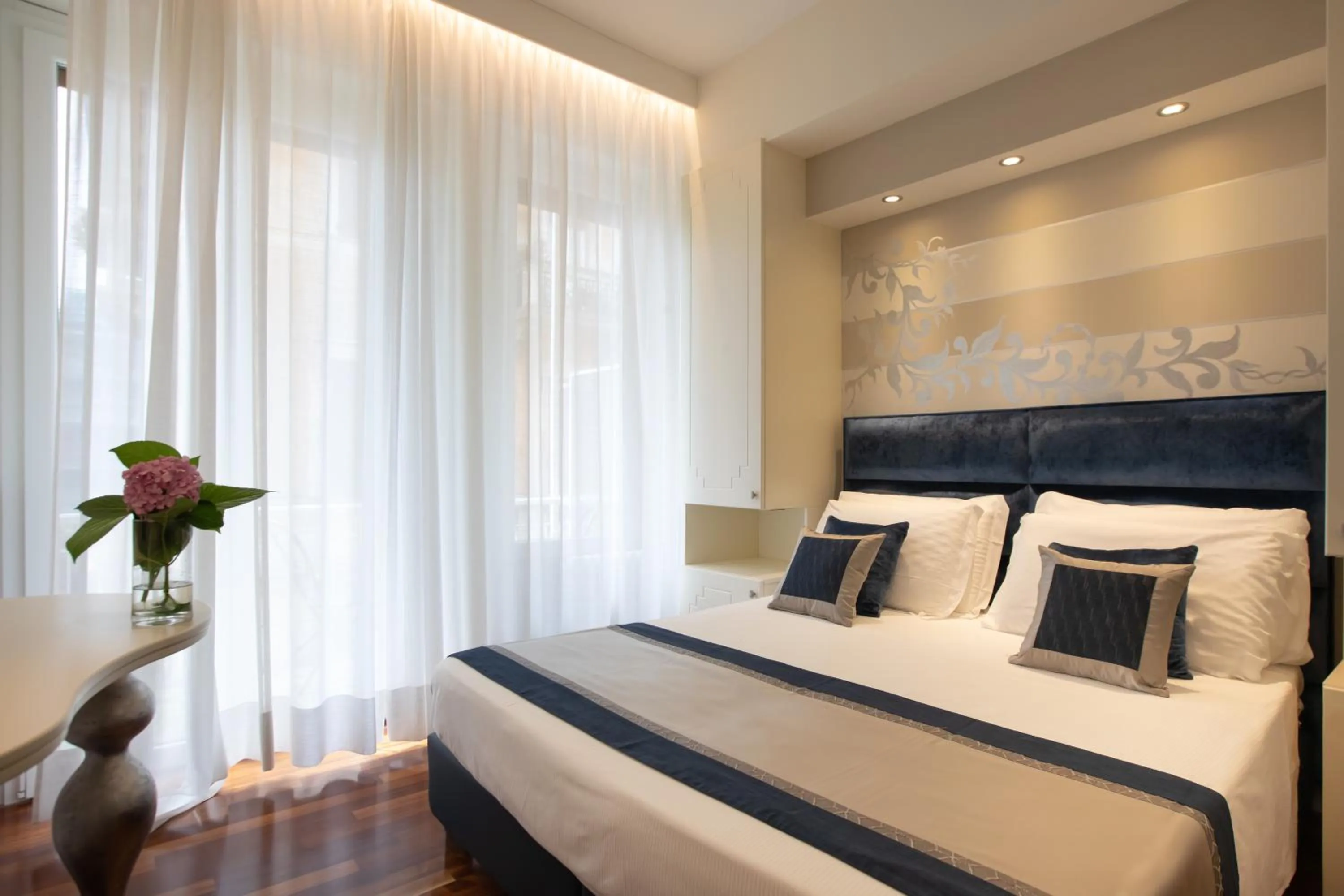 Bed in Hotel Tigullio Et De Milan