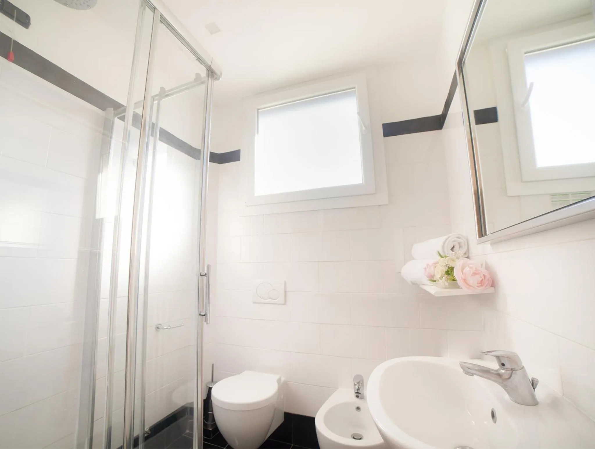 Bathroom in Hotel Tigullio Et De Milan