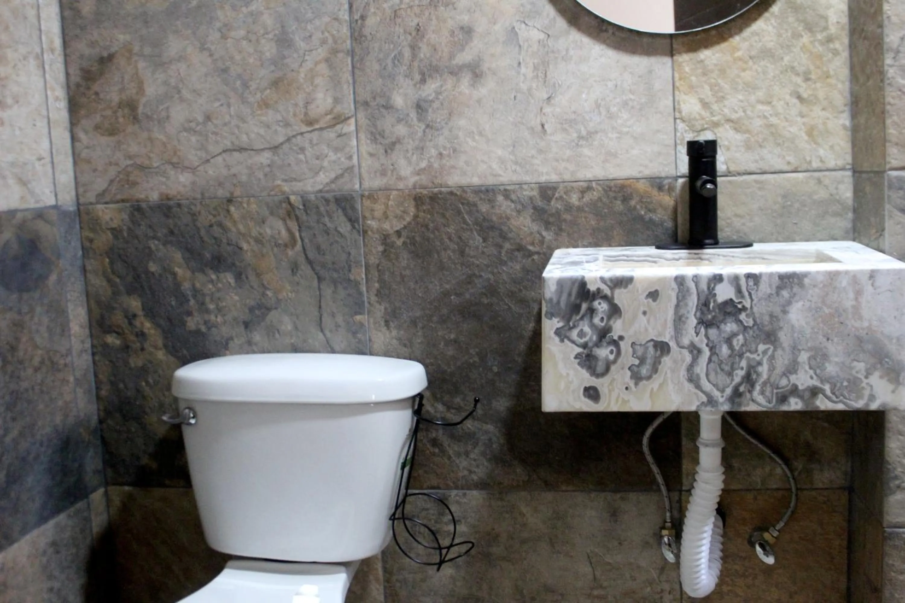 Toilet, Bathroom in Hotel Casa Hidalgo, Torreón