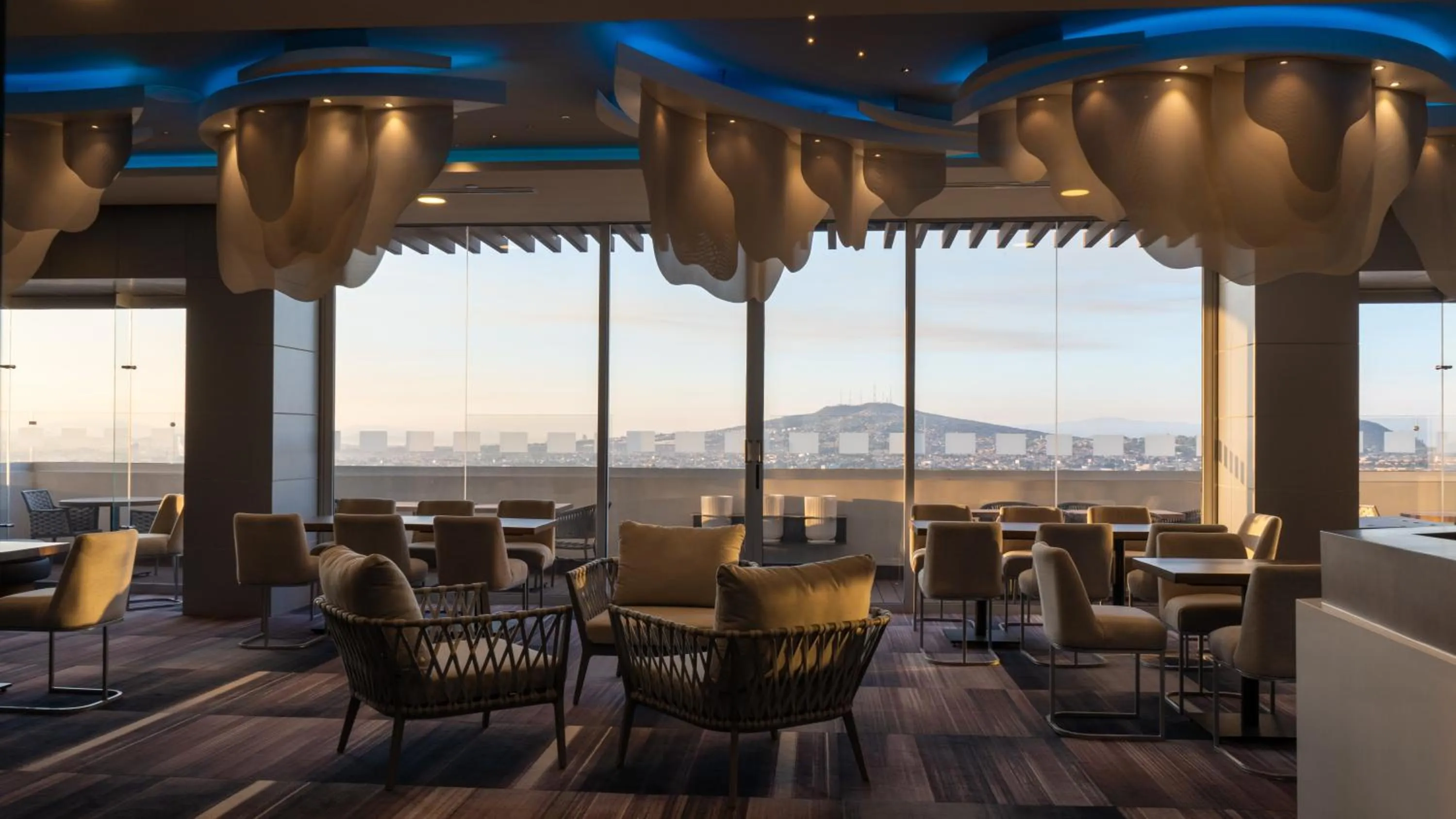 Lounge or bar in Sheraton Guadalajara Expo