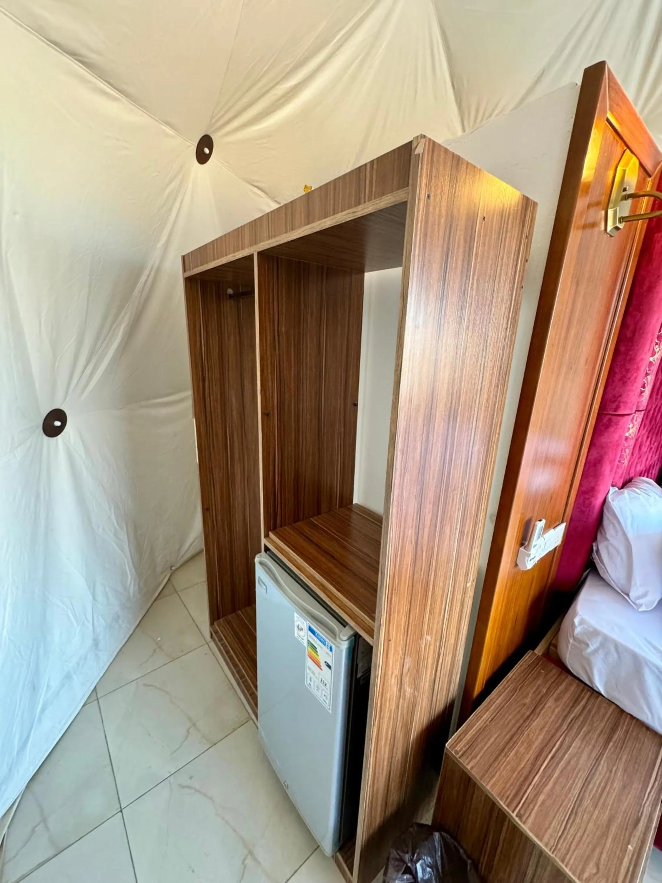 wardrobe, Bed in Jabal Rum Camp