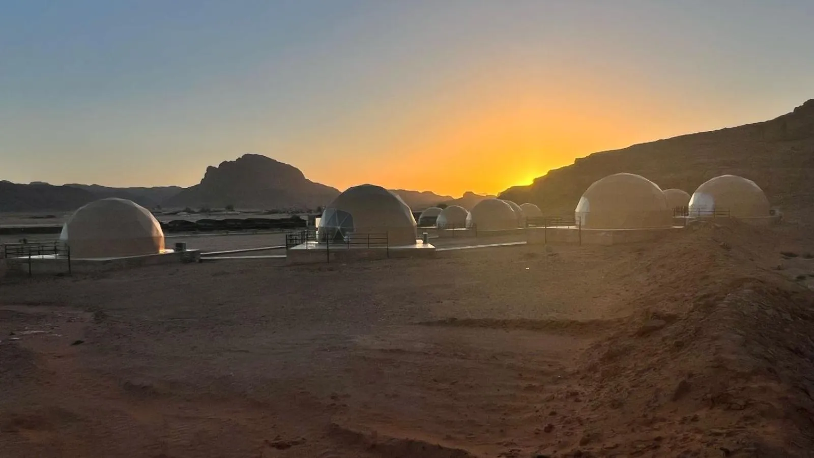 Mountain view in Jabal Rum Camp