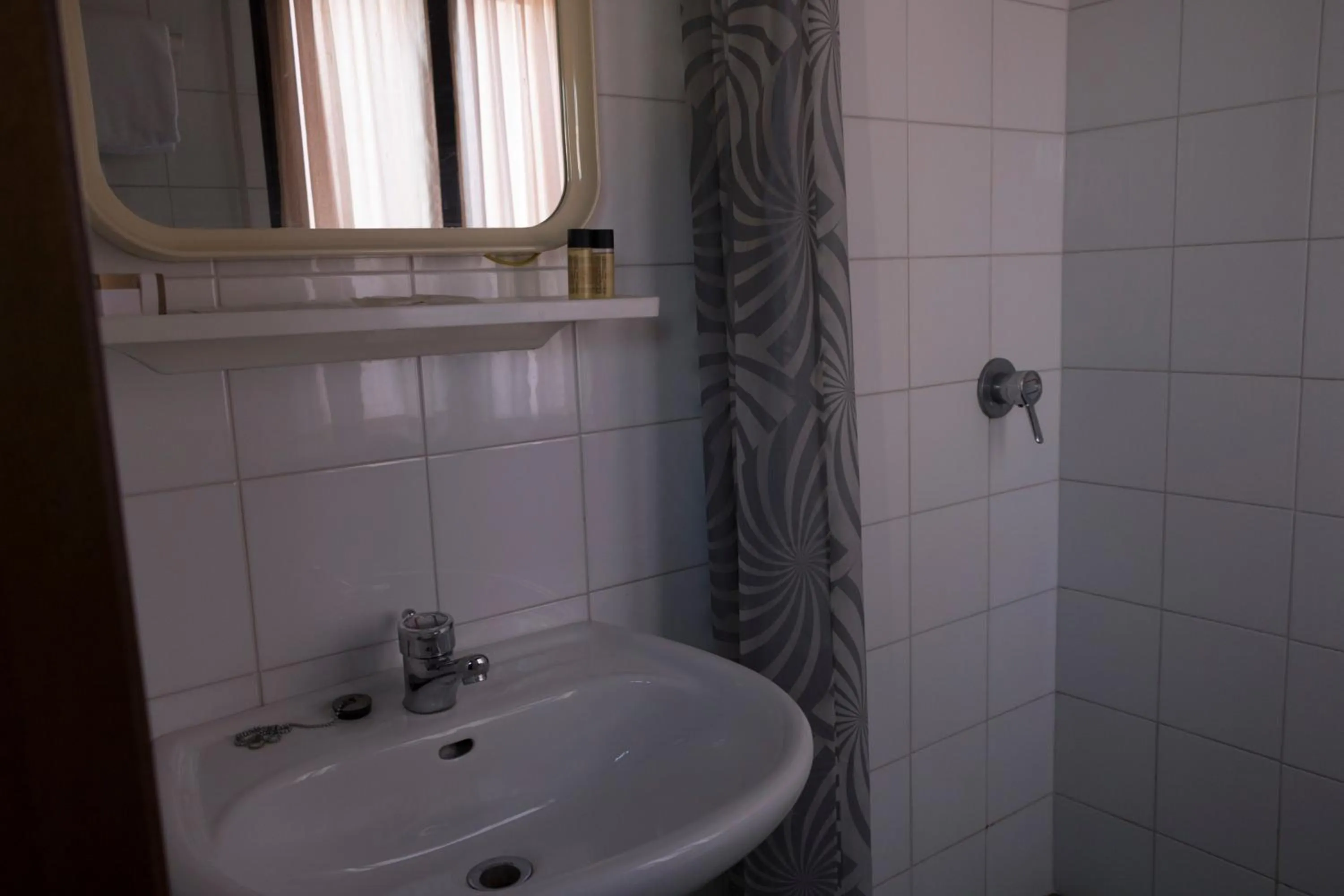 Bathroom in Hotel Primavera