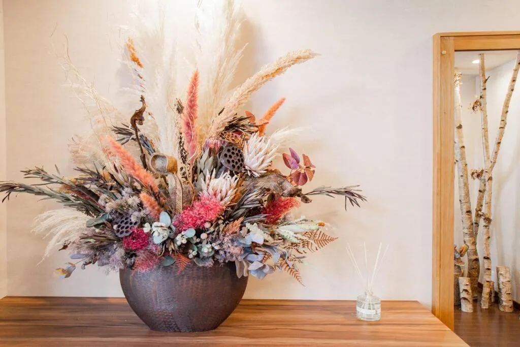 Decorative detail in THE BLAUBAUM TOYA