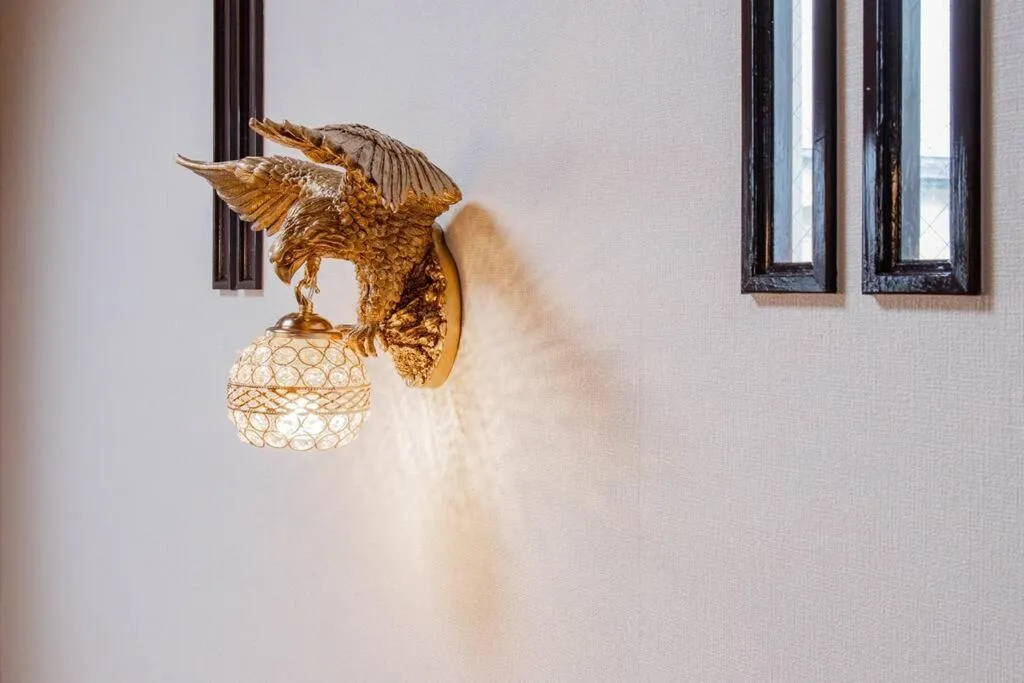 Decorative detail in THE BLAUBAUM TOYA