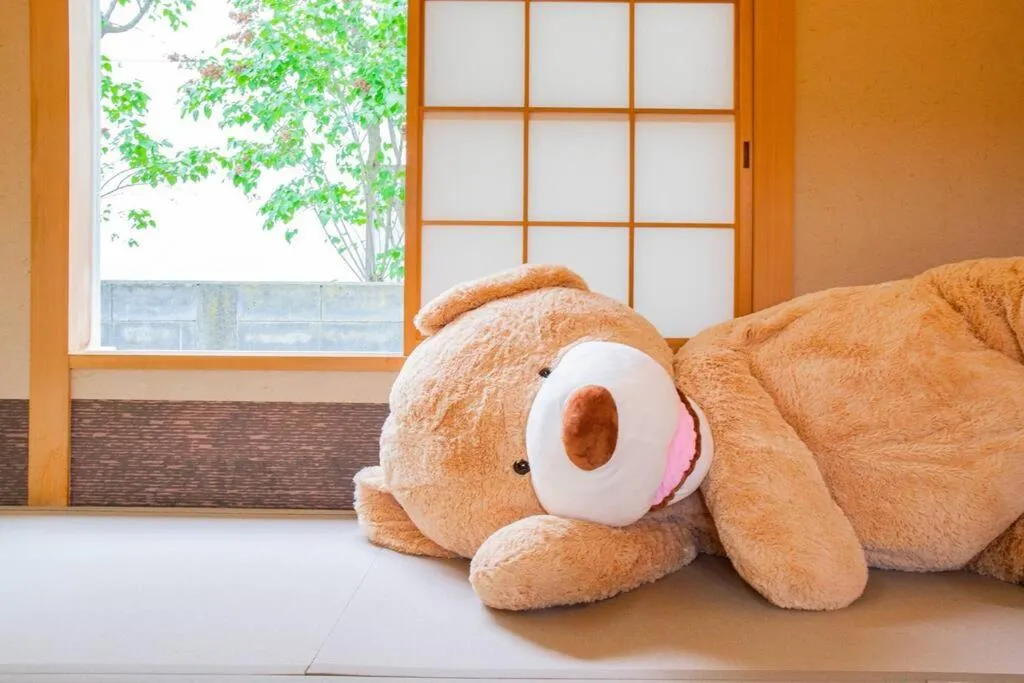 Decorative detail in THE BLAUBAUM TOYA