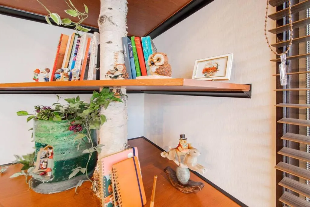 Decorative detail in THE BLAUBAUM TOYA