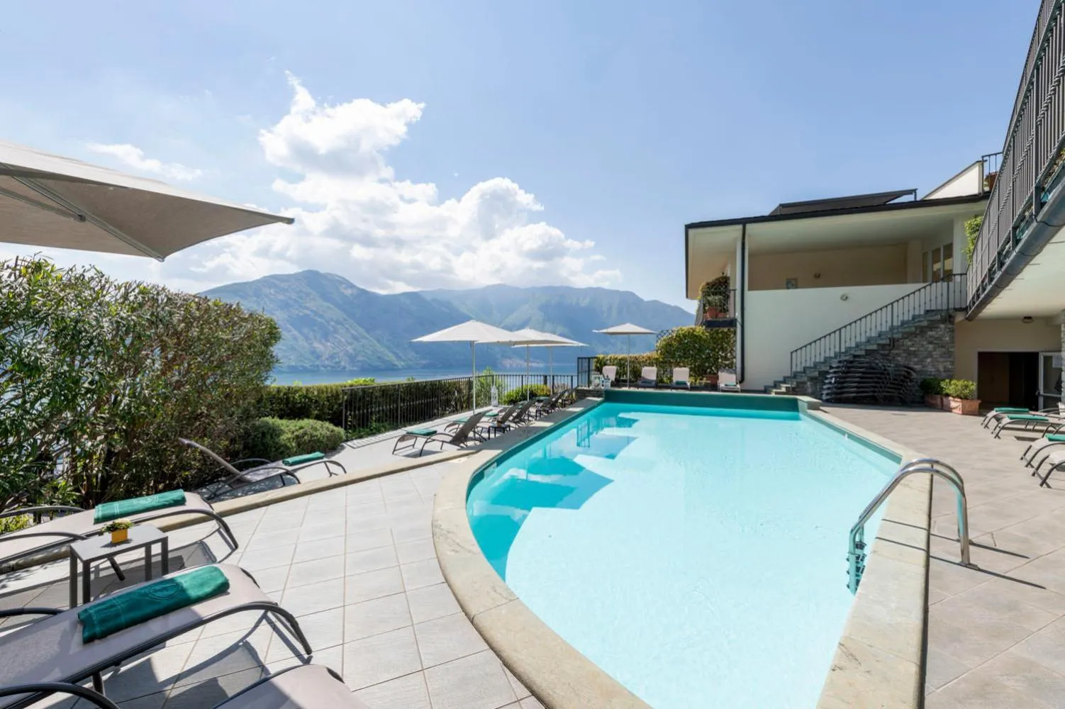 Swimming pool in Hotel La Perla
