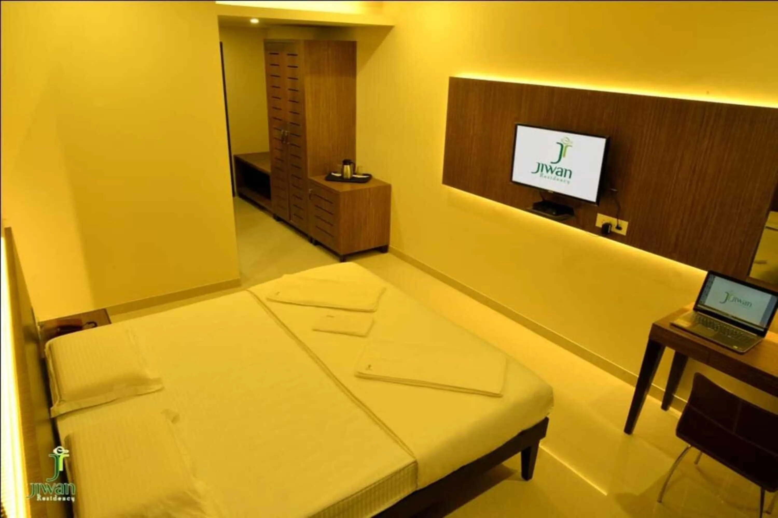 Photo of the whole room, Bed in Hotel Fortune