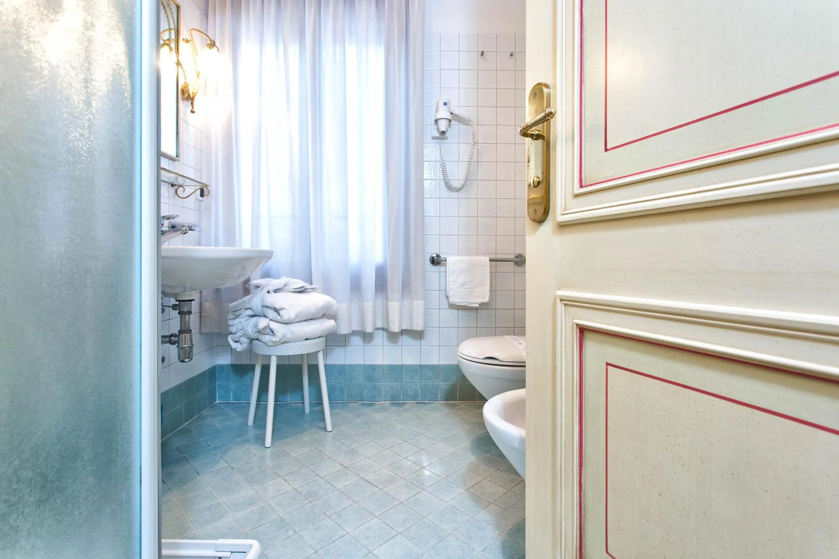 Shower in Ca' San Polo - Ferretti Hotels Collection