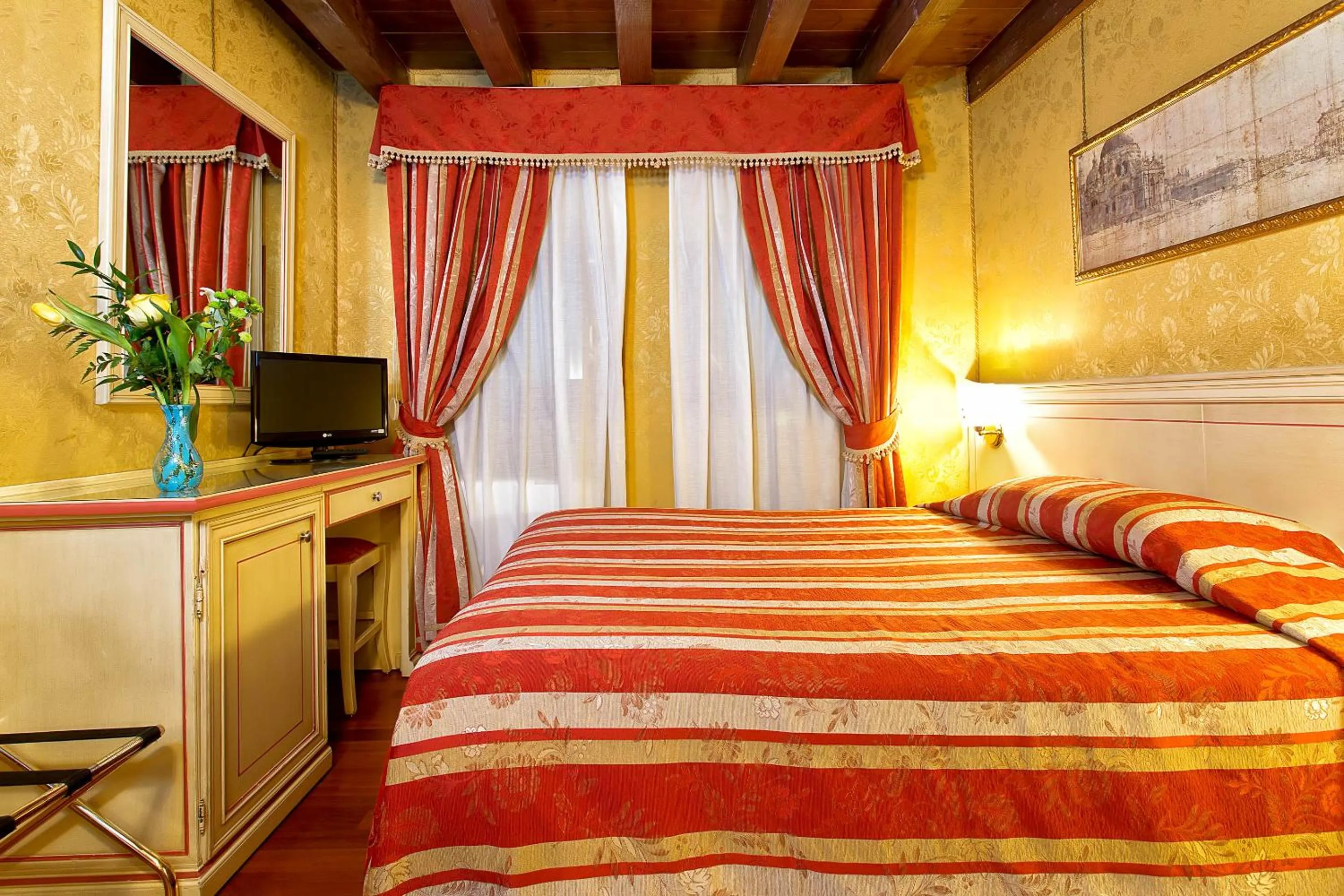 Photo of the whole room, Bed in Ca' San Polo - Ferretti Hotels Collection
