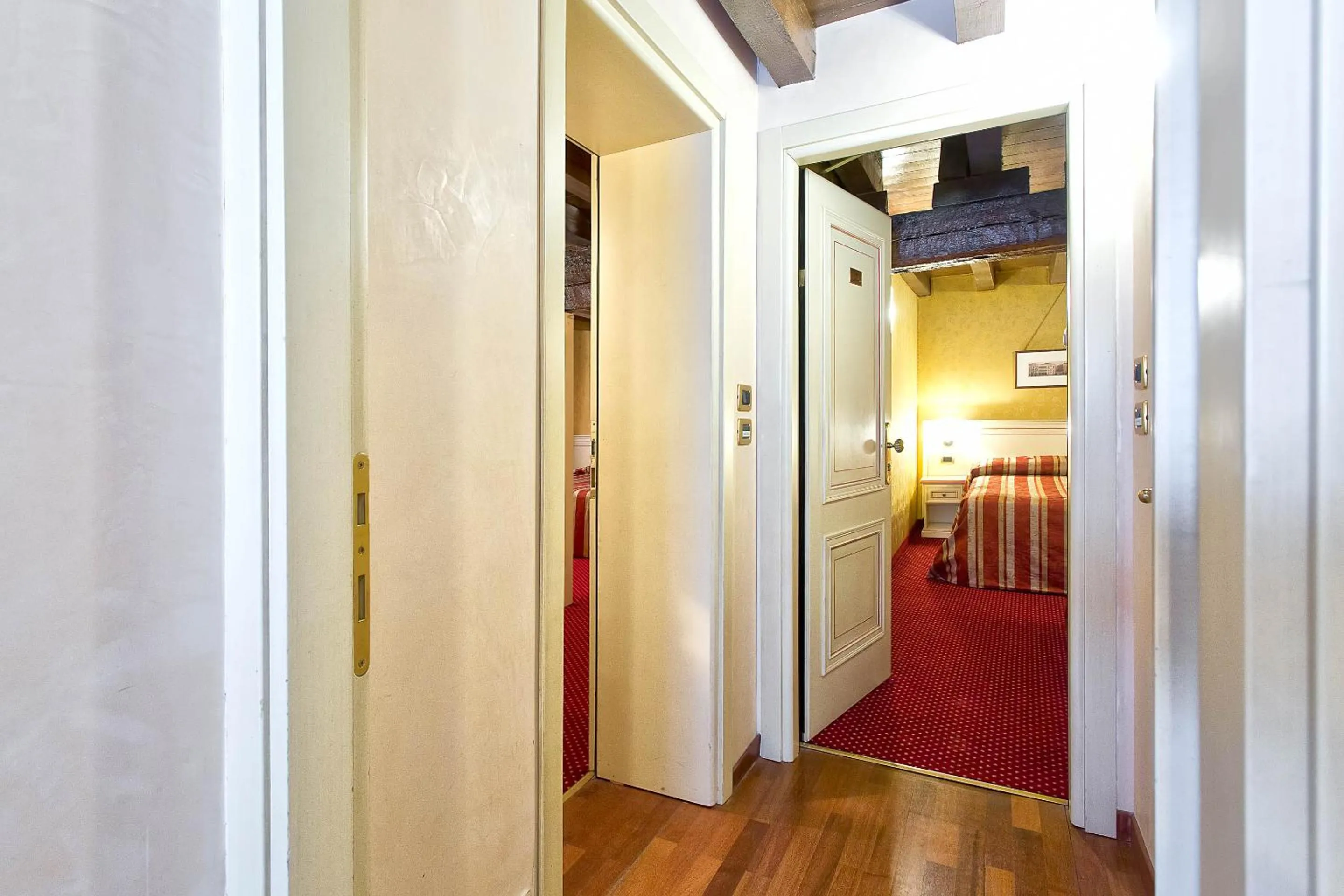 Area and facilities, Bed in Ca' San Polo - Ferretti Hotels Collection