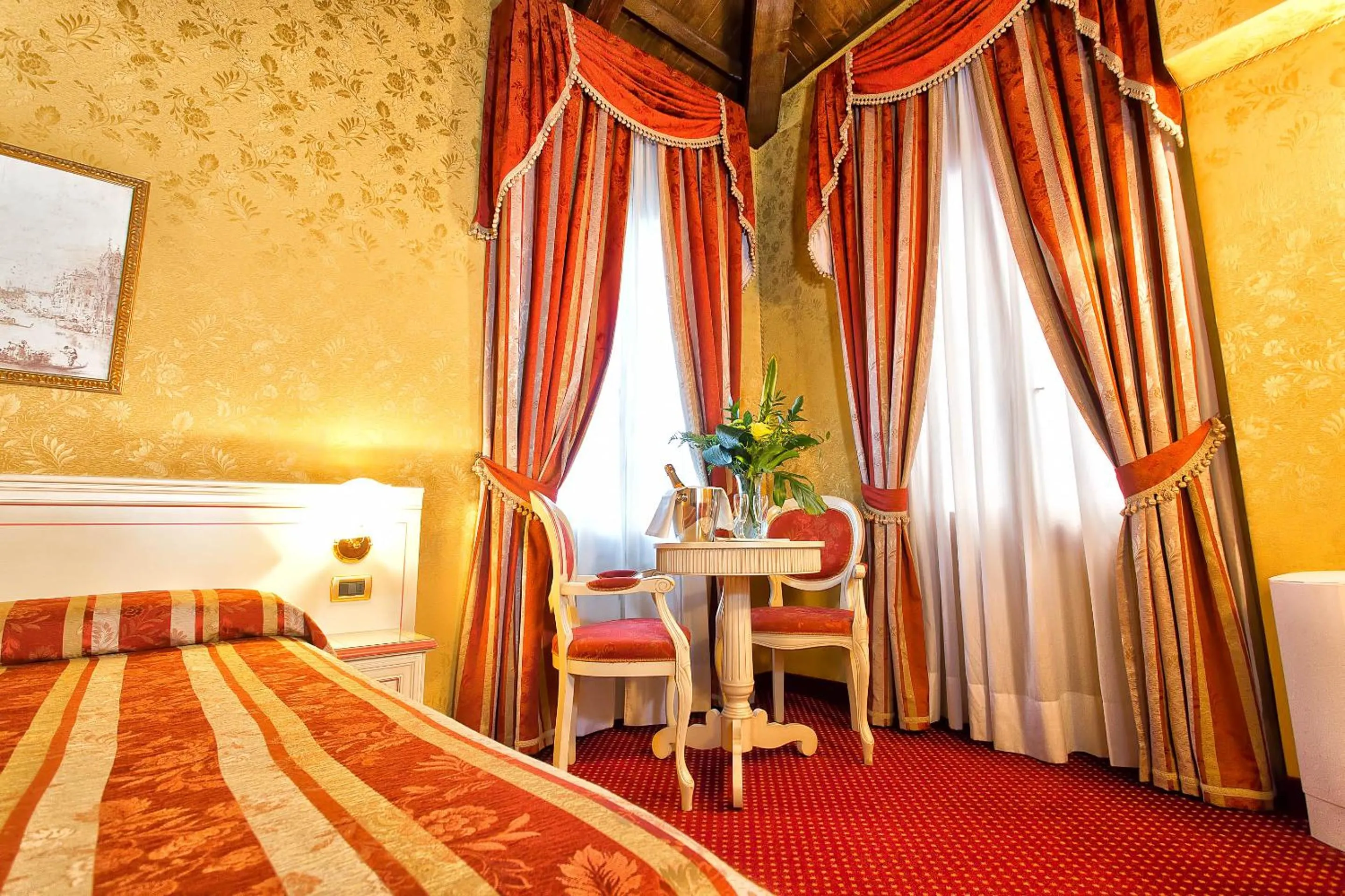 Area and facilities, Bed in Ca' San Polo - Ferretti Hotels Collection