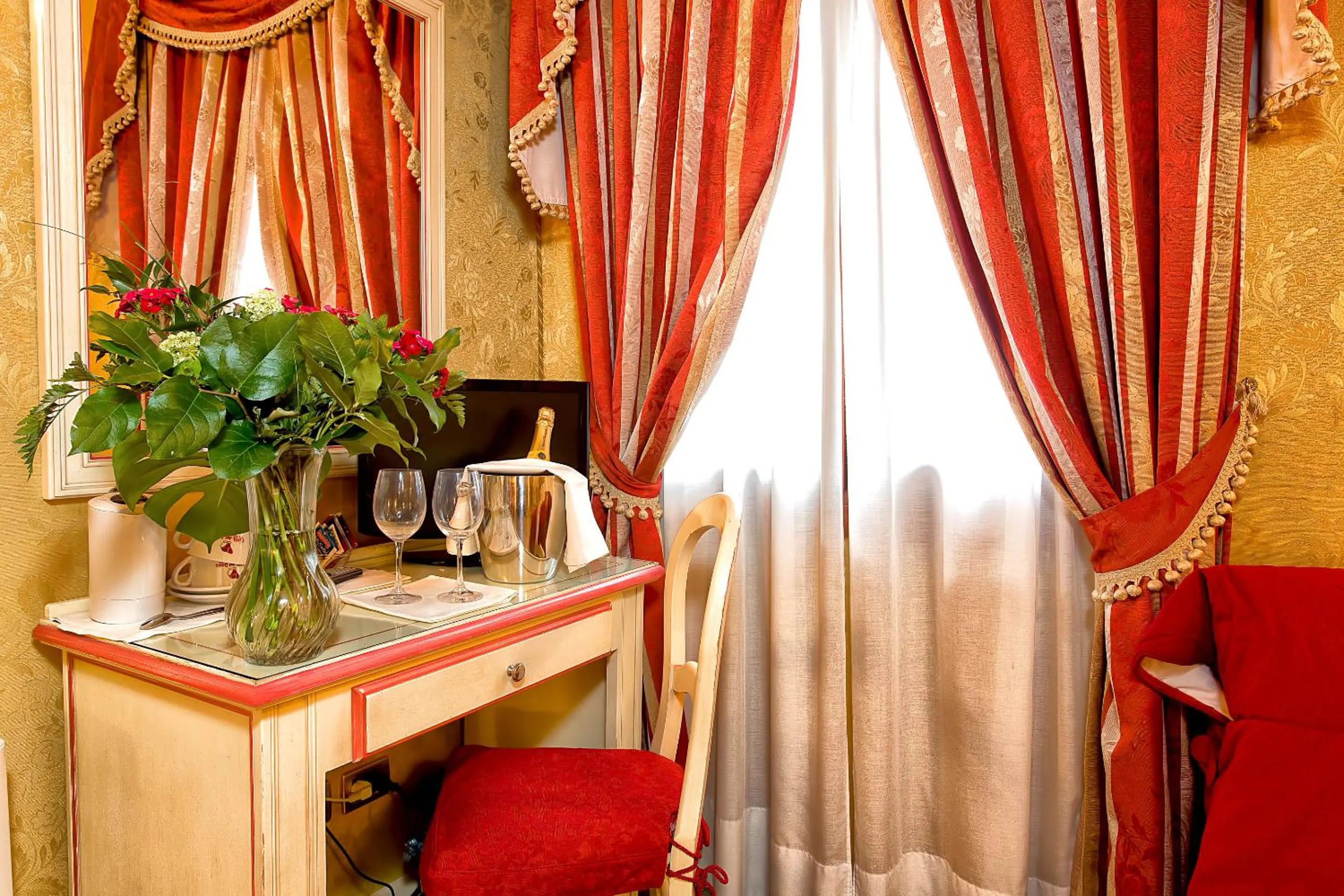 Decorative detail in Ca' San Polo - Ferretti Hotels Collection