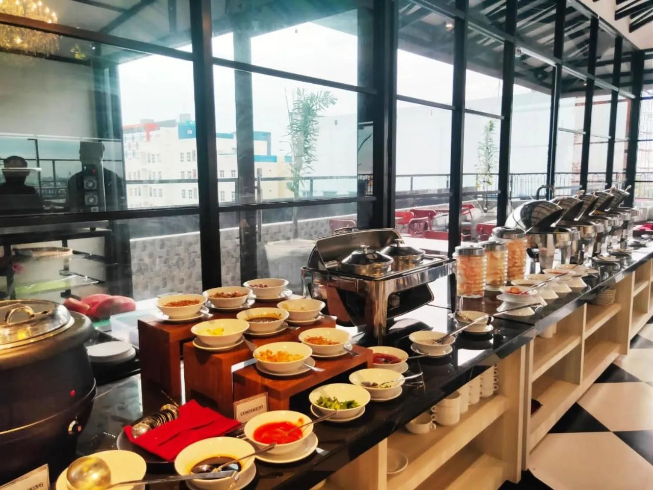 Restaurant/places to eat in Kesuma Front One Boutique Palembang