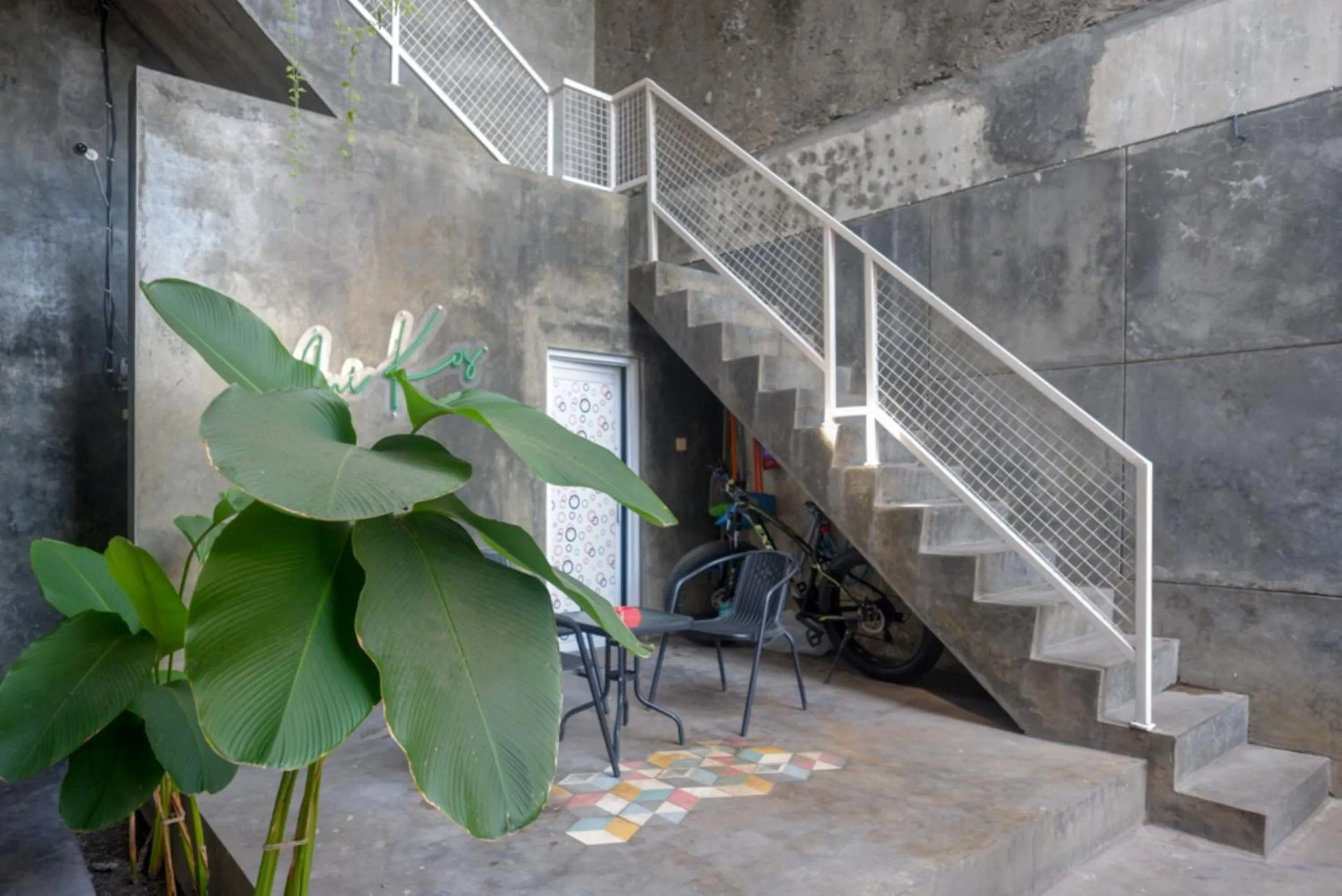 Seating area in RedDoorz near Jumbo Mall Sragen