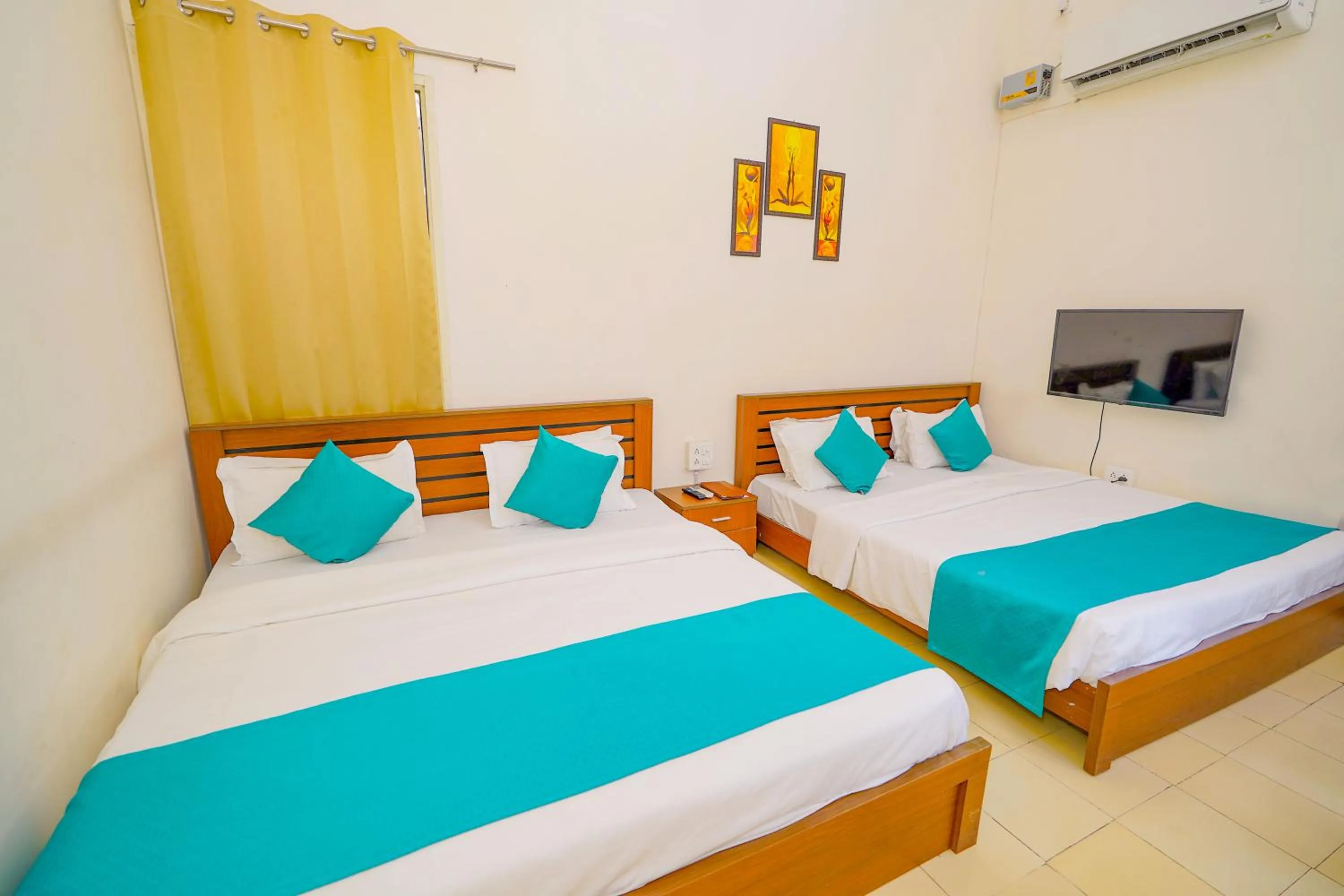 Bed in The Naga Rishikesh