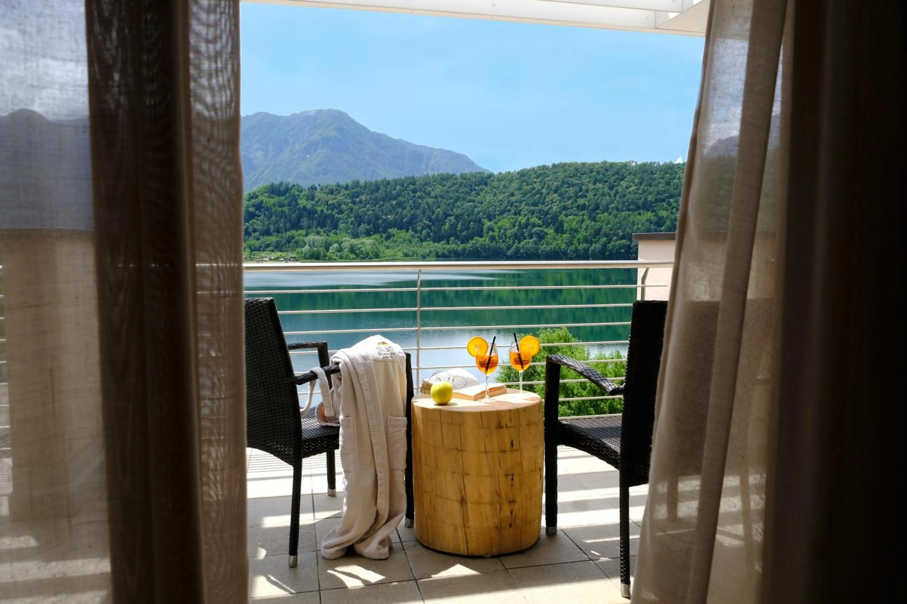 Day in Parc Hotel Du Lac