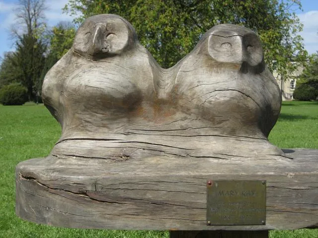 Nearby landmark in Risinghurst, Oxford, an ENTIRE 2beds, 2bathrooms, free Wi-Fi, Free Parking