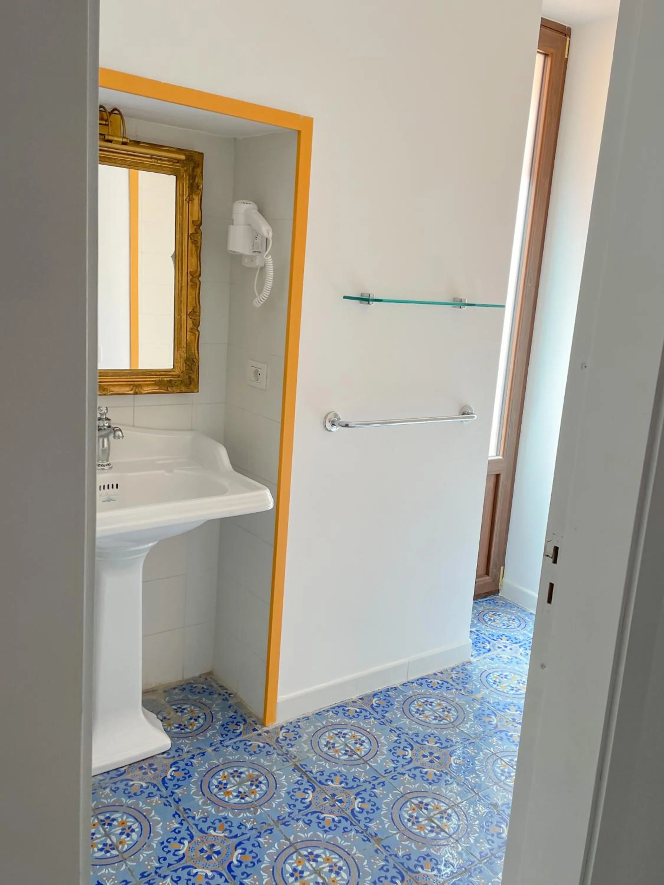 Bathroom in B&B Faraglione