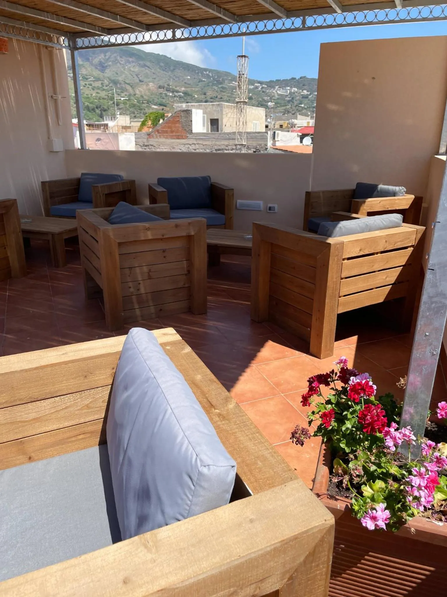 Patio in B&B Faraglione