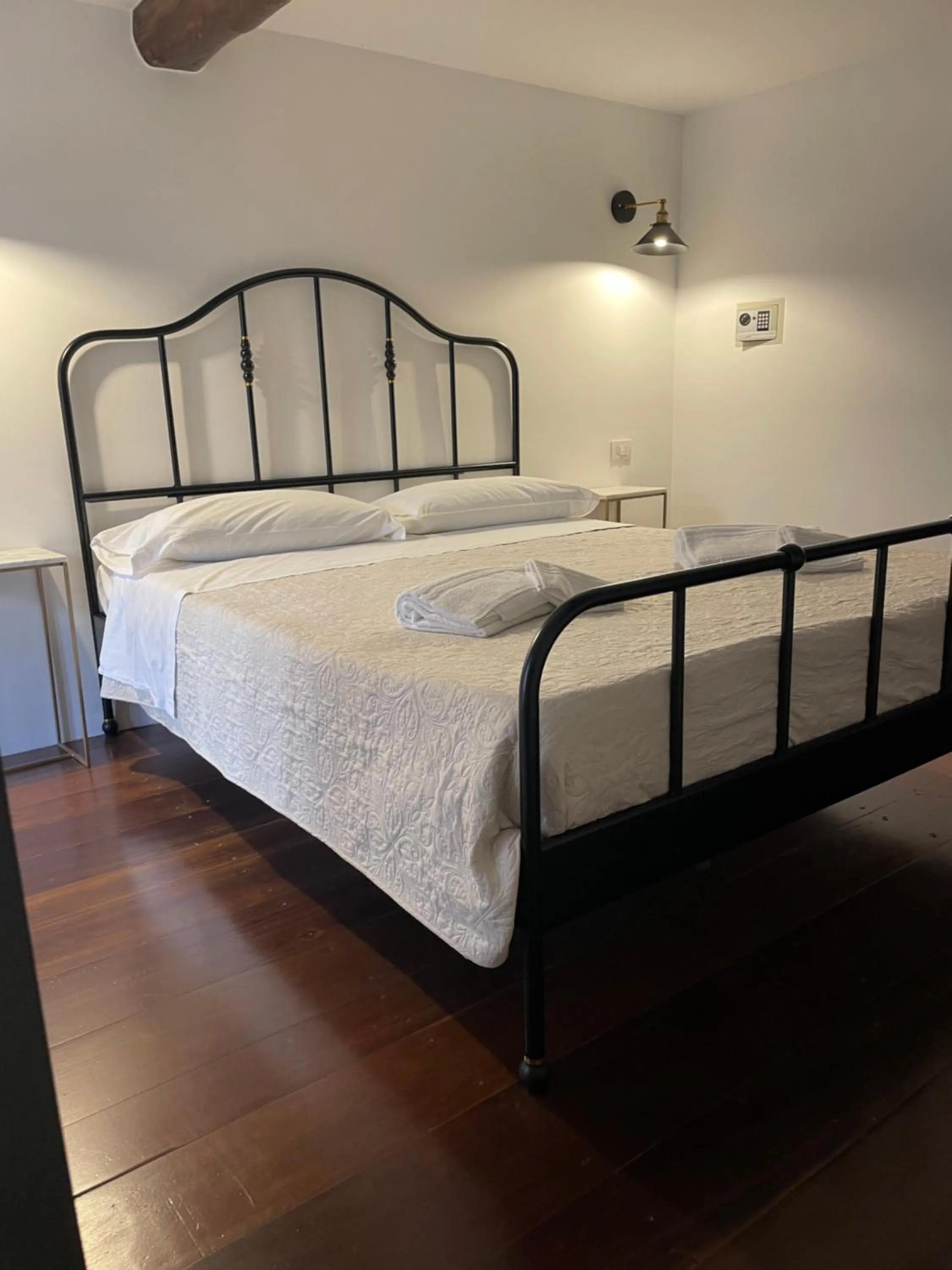 Bed in B&B Faraglione