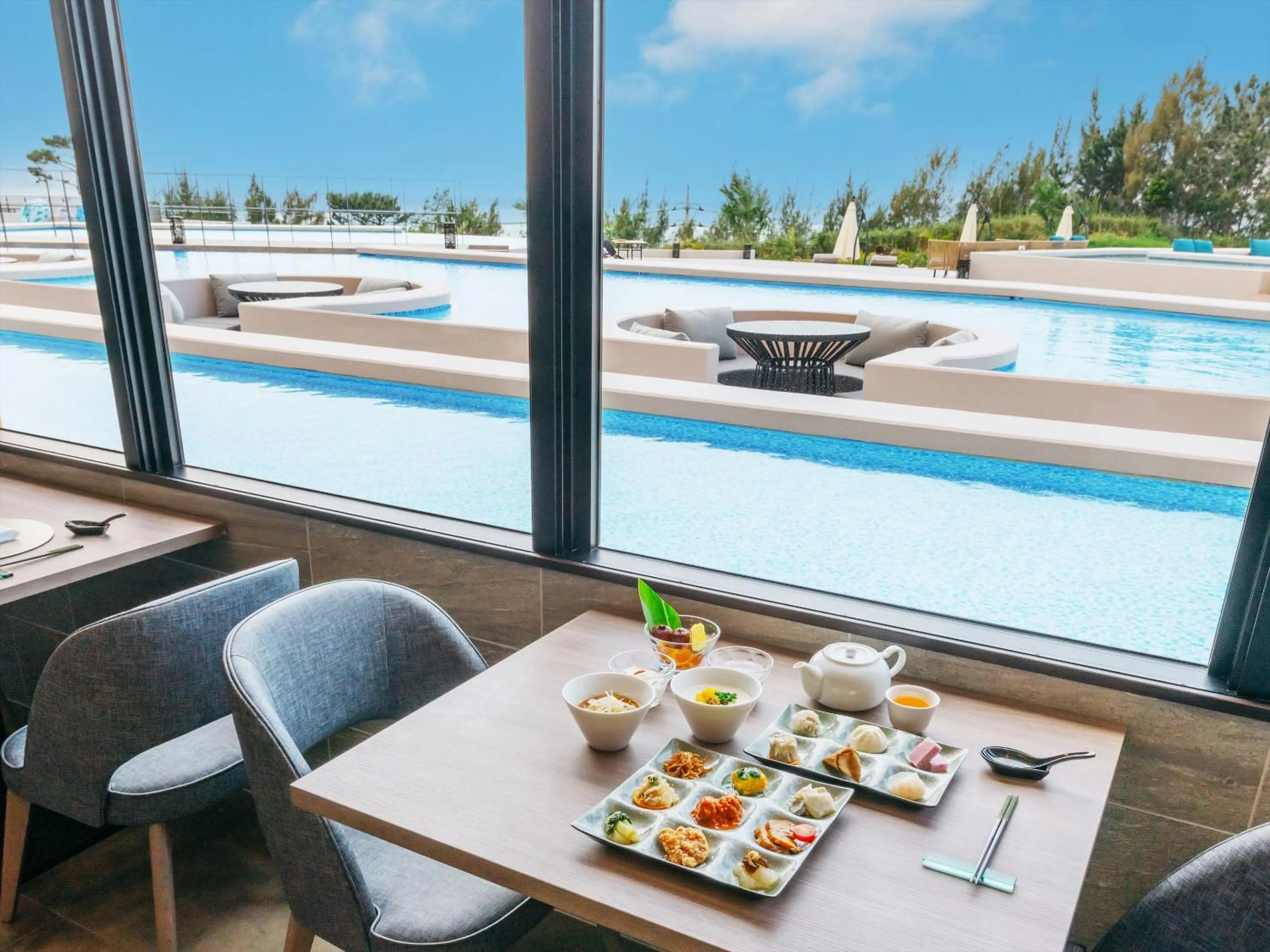 Food in AQUASENSE Hotel & Resort