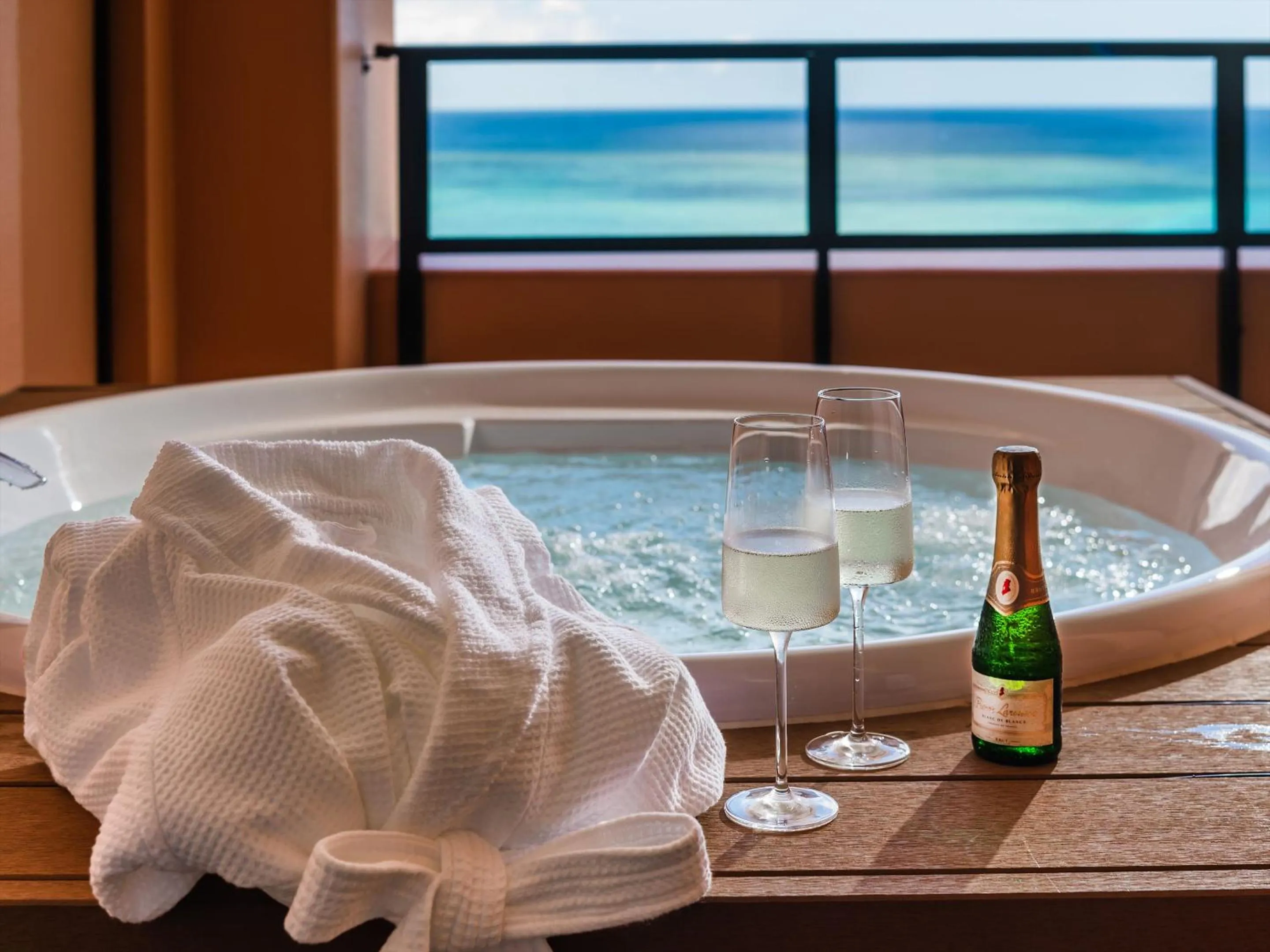 Balcony/Terrace in AQUASENSE Hotel & Resort