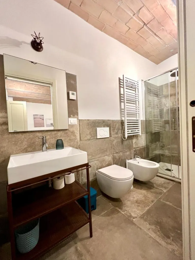 Bathroom in Guest house Le due lagune