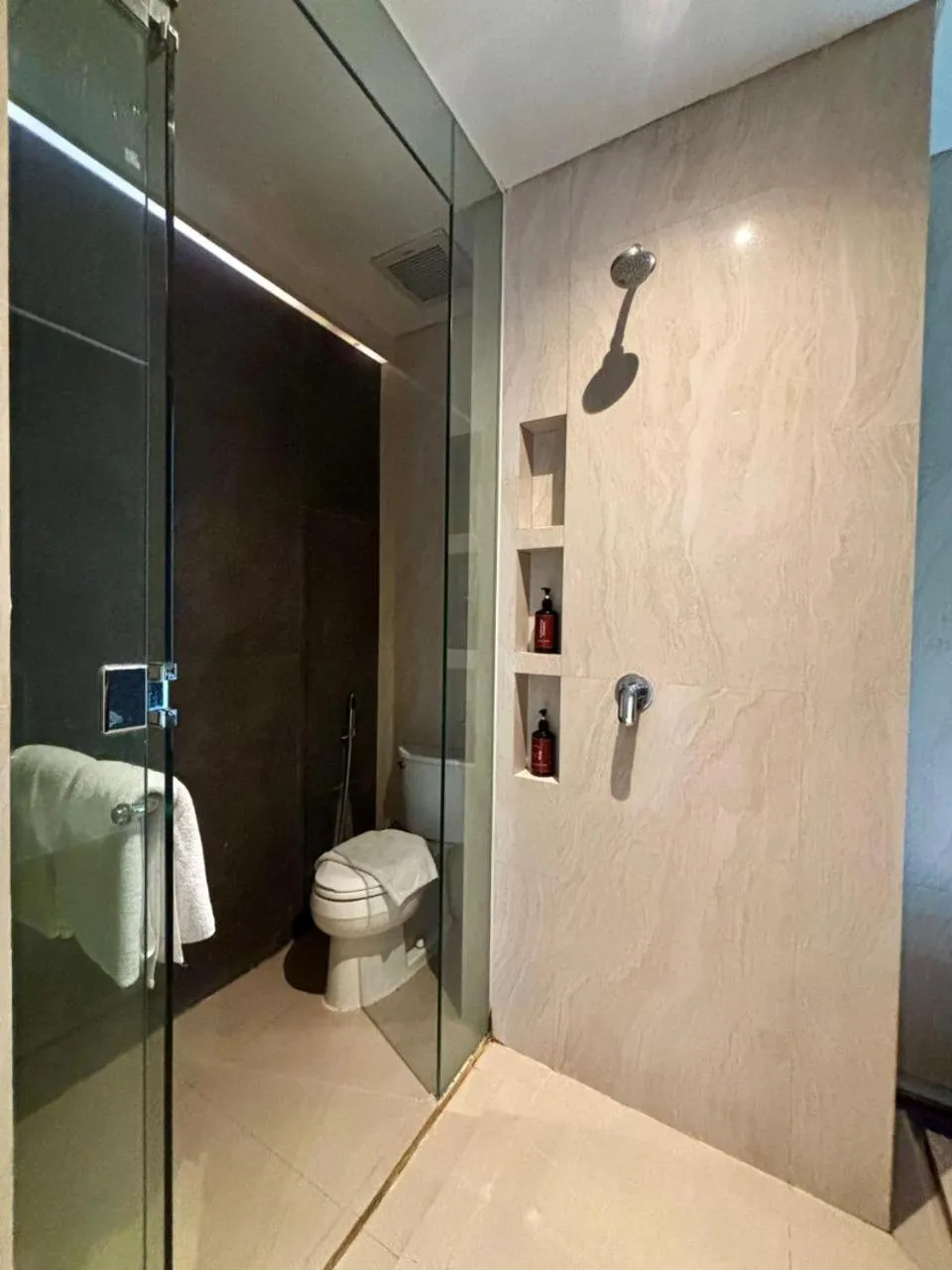 Shower in Truntum Boutique Mandalika