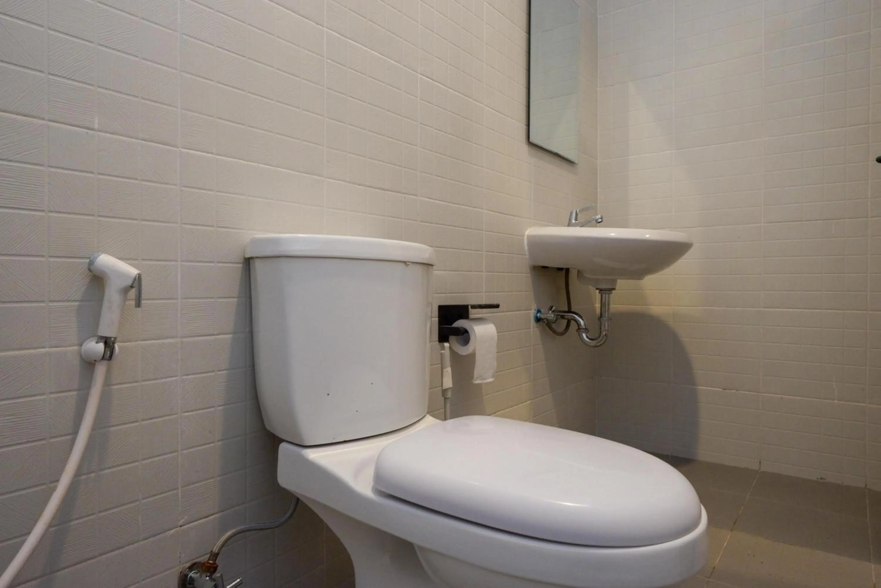 RedDoorz near Bukitsari Semarang