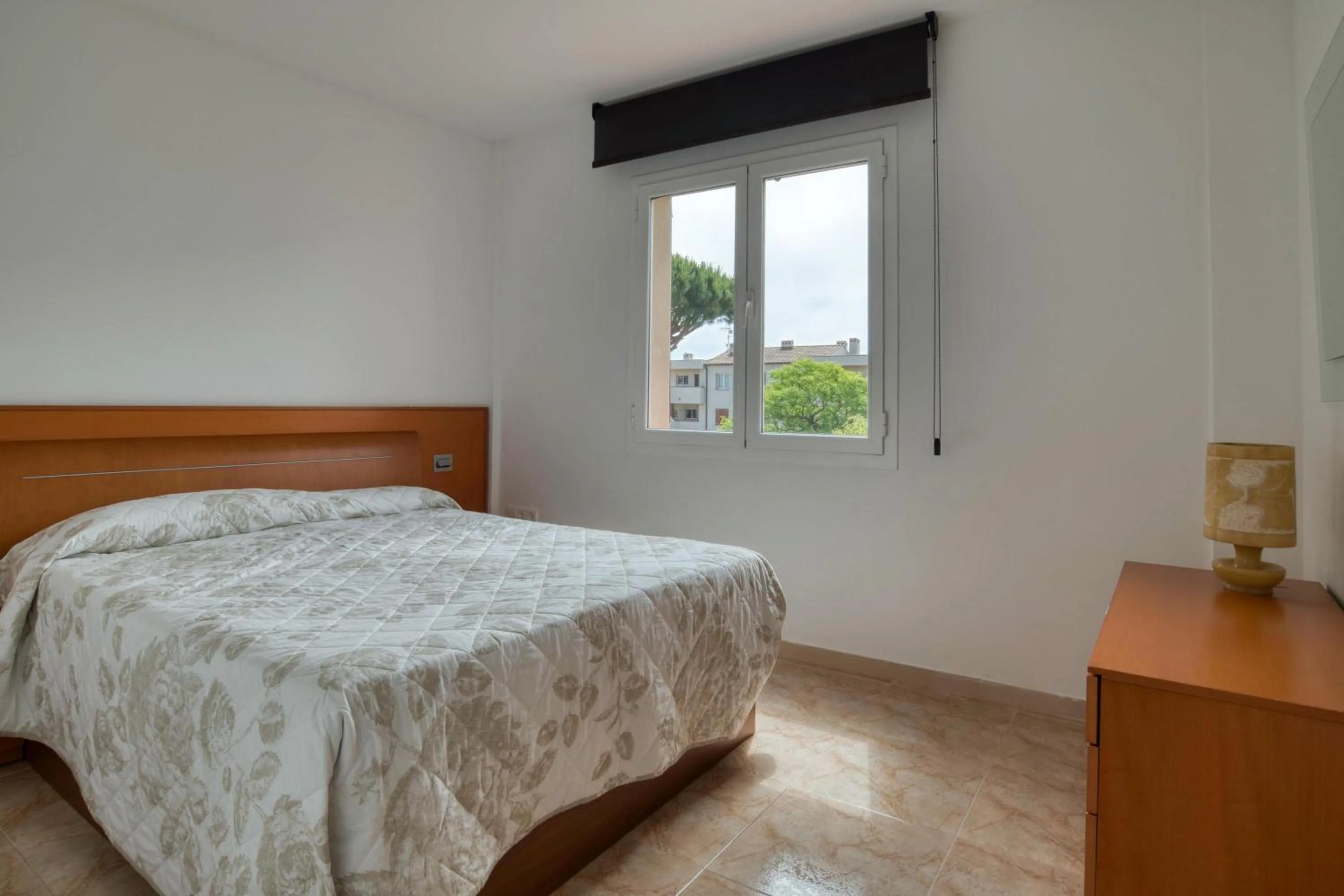 Bedroom, Bed in Apartament a Sant Antoni de Calonge