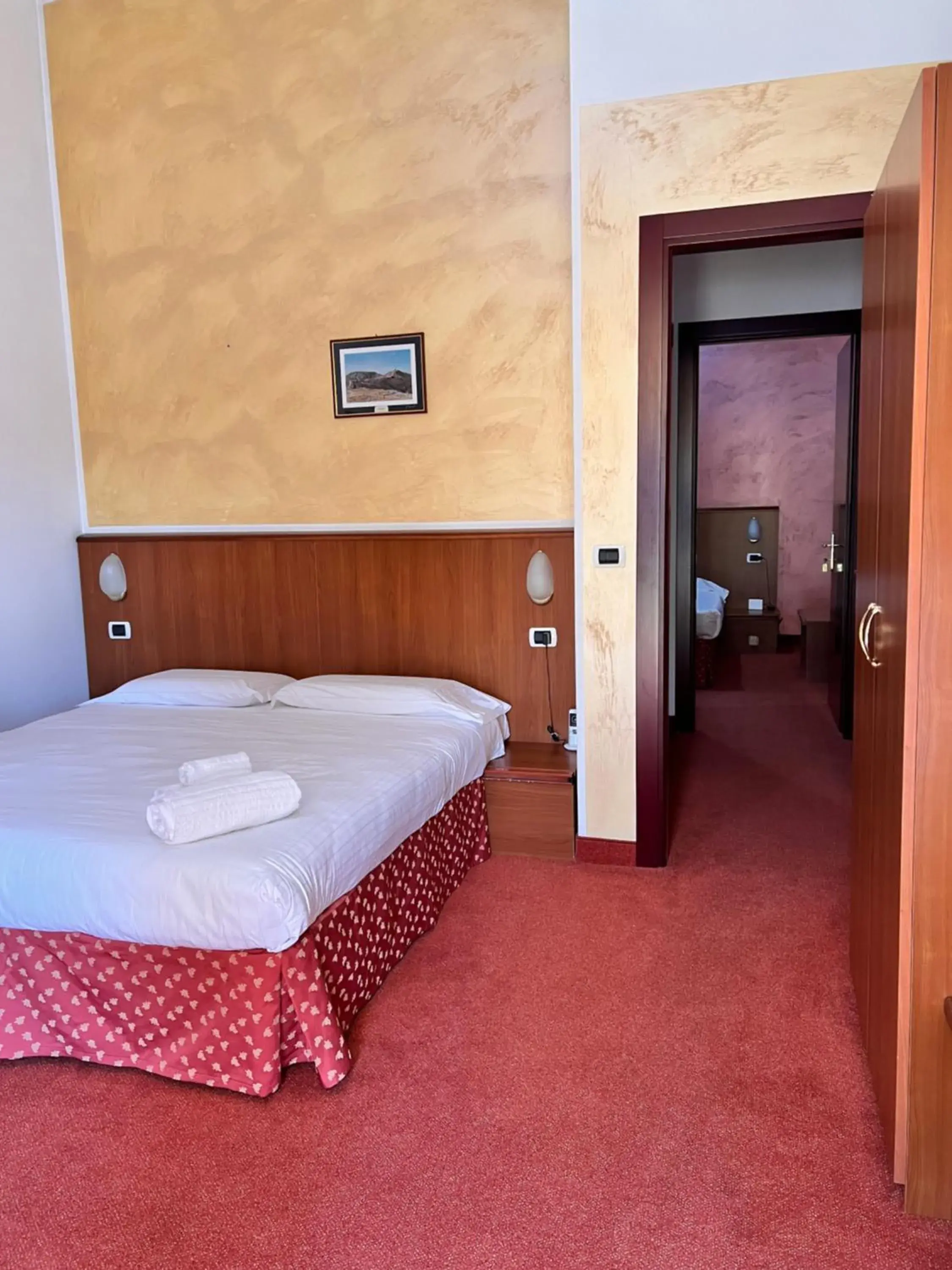 Standard Family Room - single occupancy in Fell Hotel Standard Family Room - single occupancy in Fell Hotel