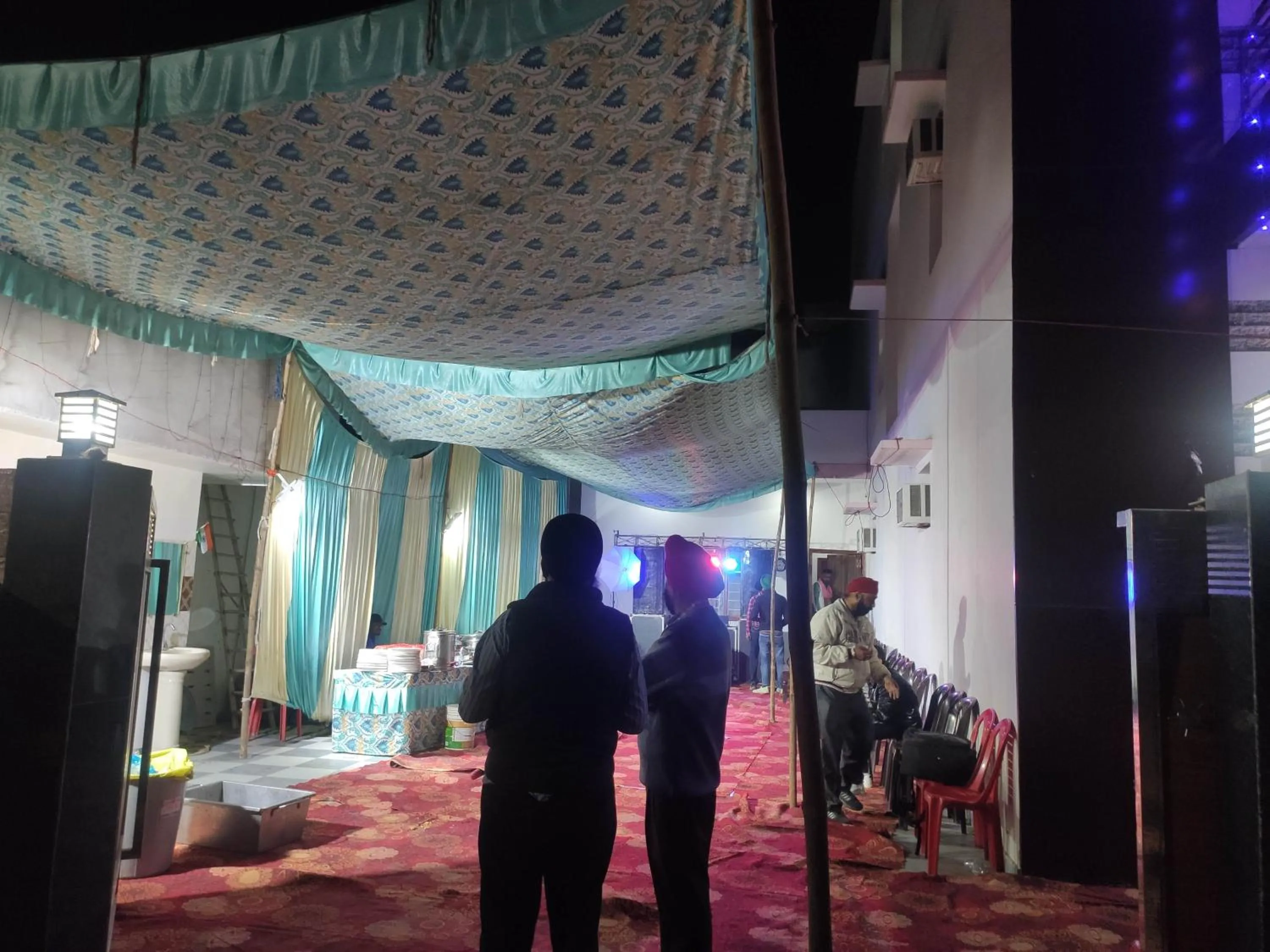 Property building in Roop Niwas