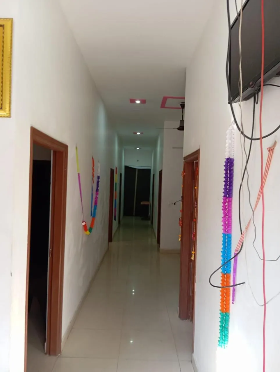 Facade/entrance in Roop Niwas