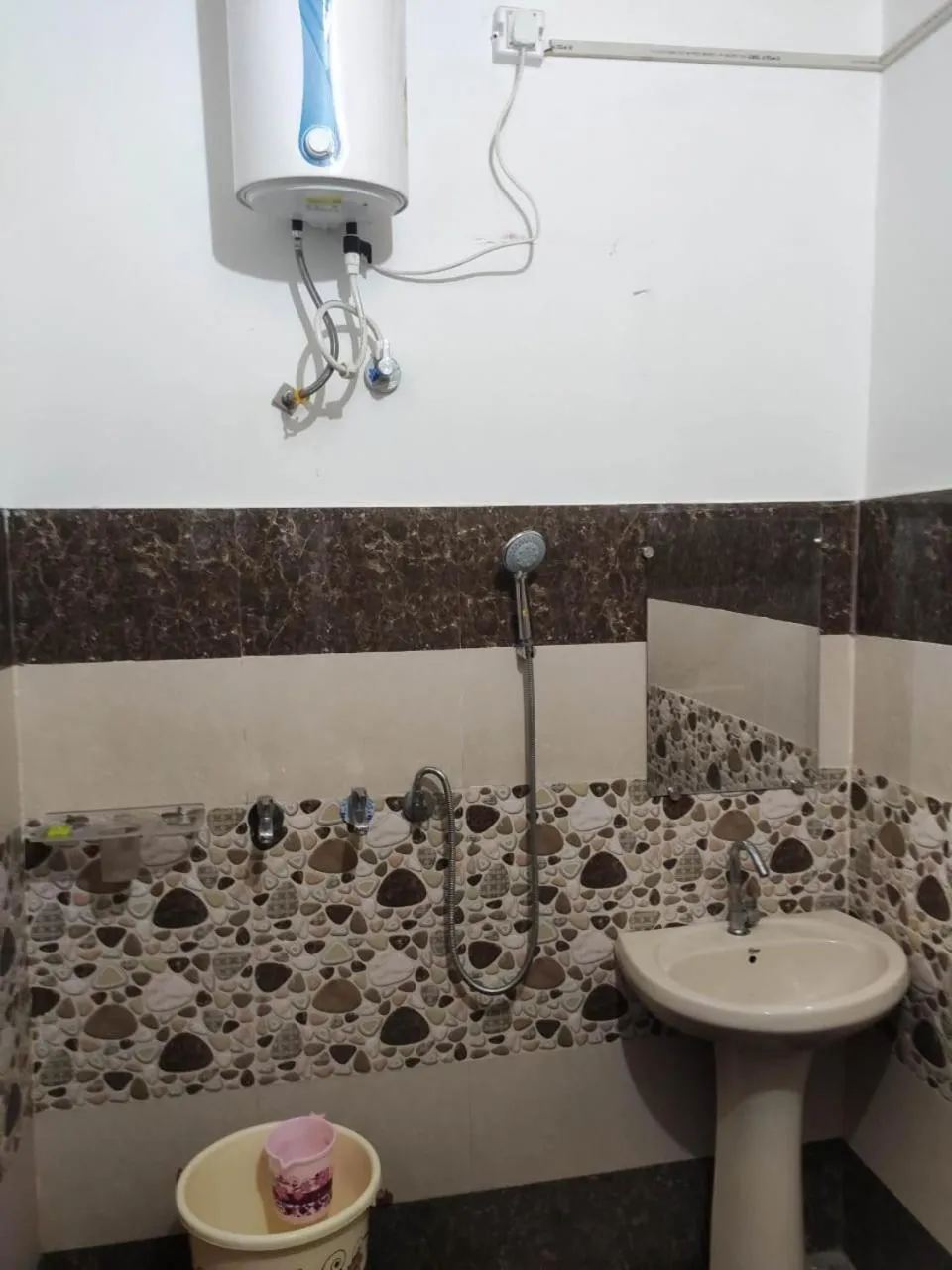 Bathroom in Roop Niwas