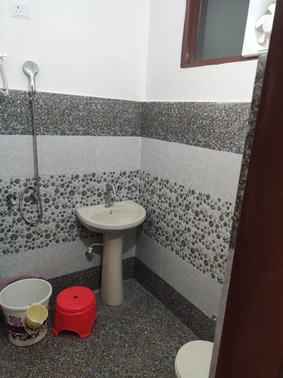 Bathroom in Roop Niwas