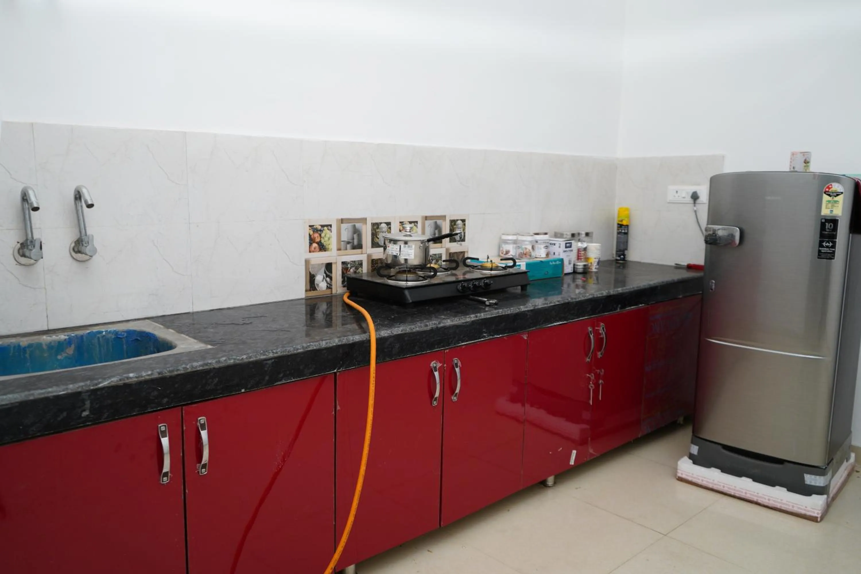 Coffee/tea facilities in Roop Niwas