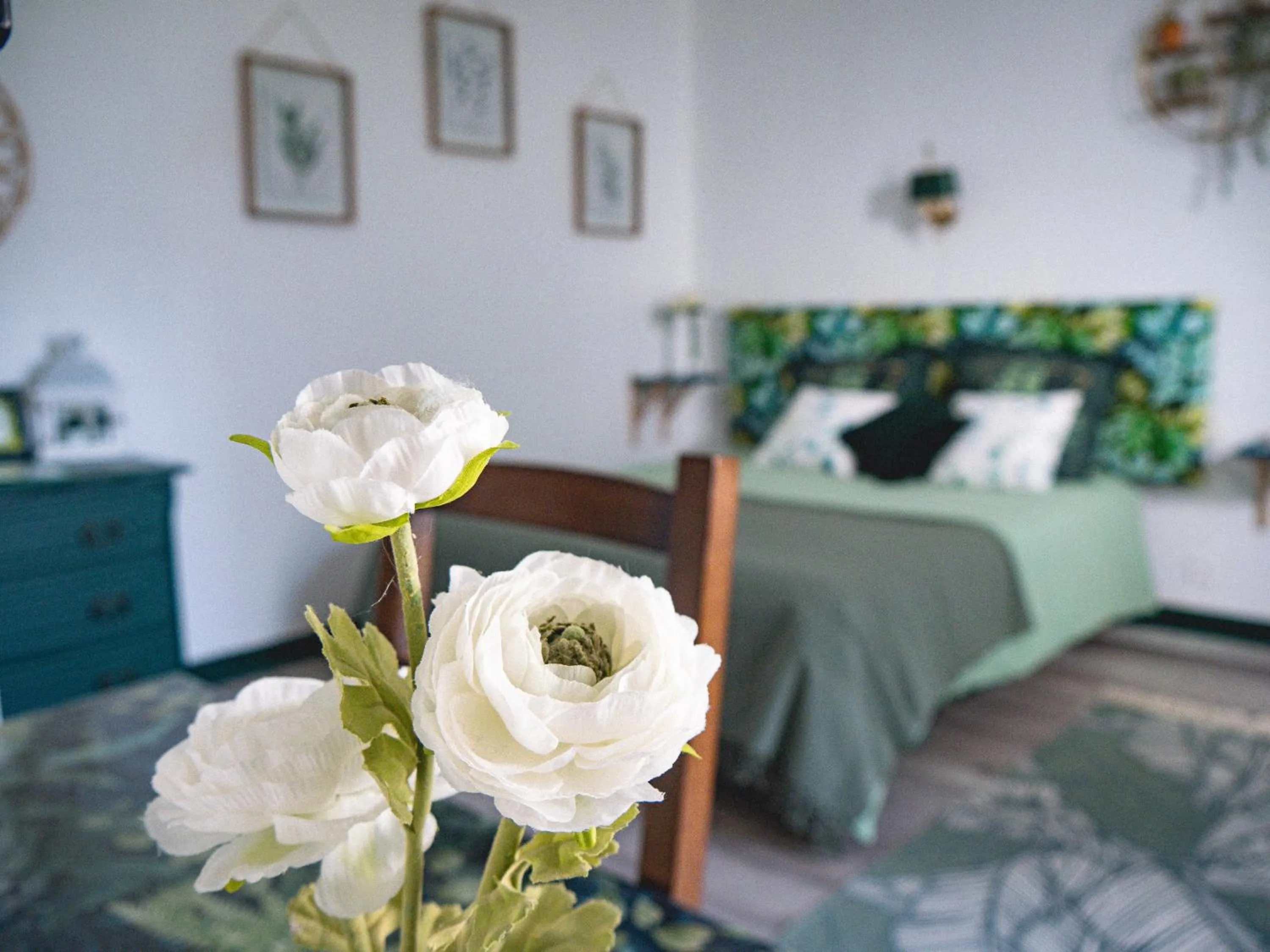 Bedroom in Domaine de Fontsauzine - gîtes et chambre d'hôtes