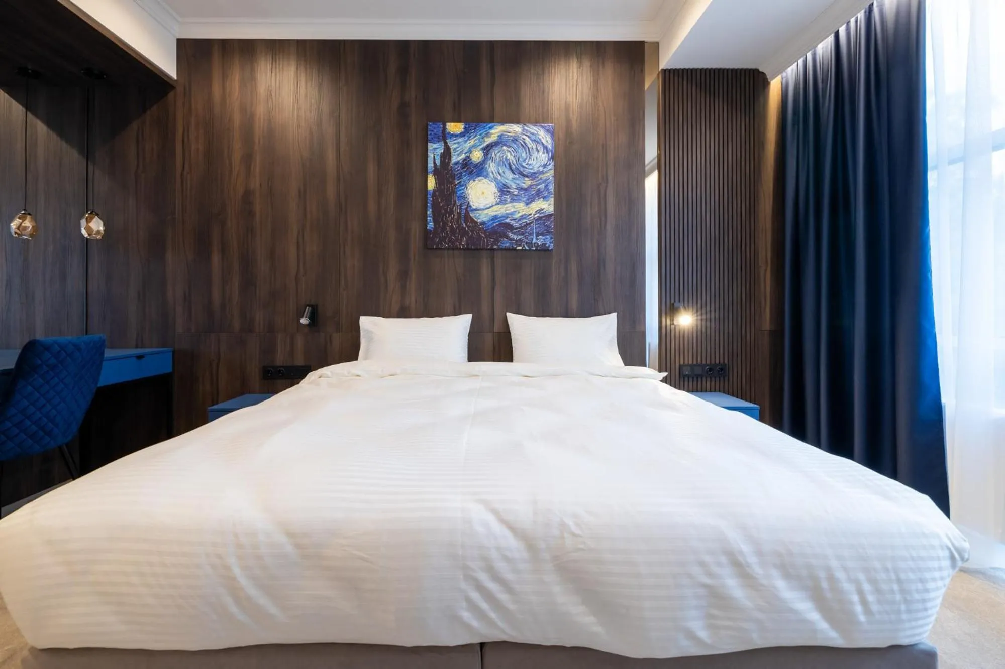 Photo of the whole room, Bed in Art Hotel