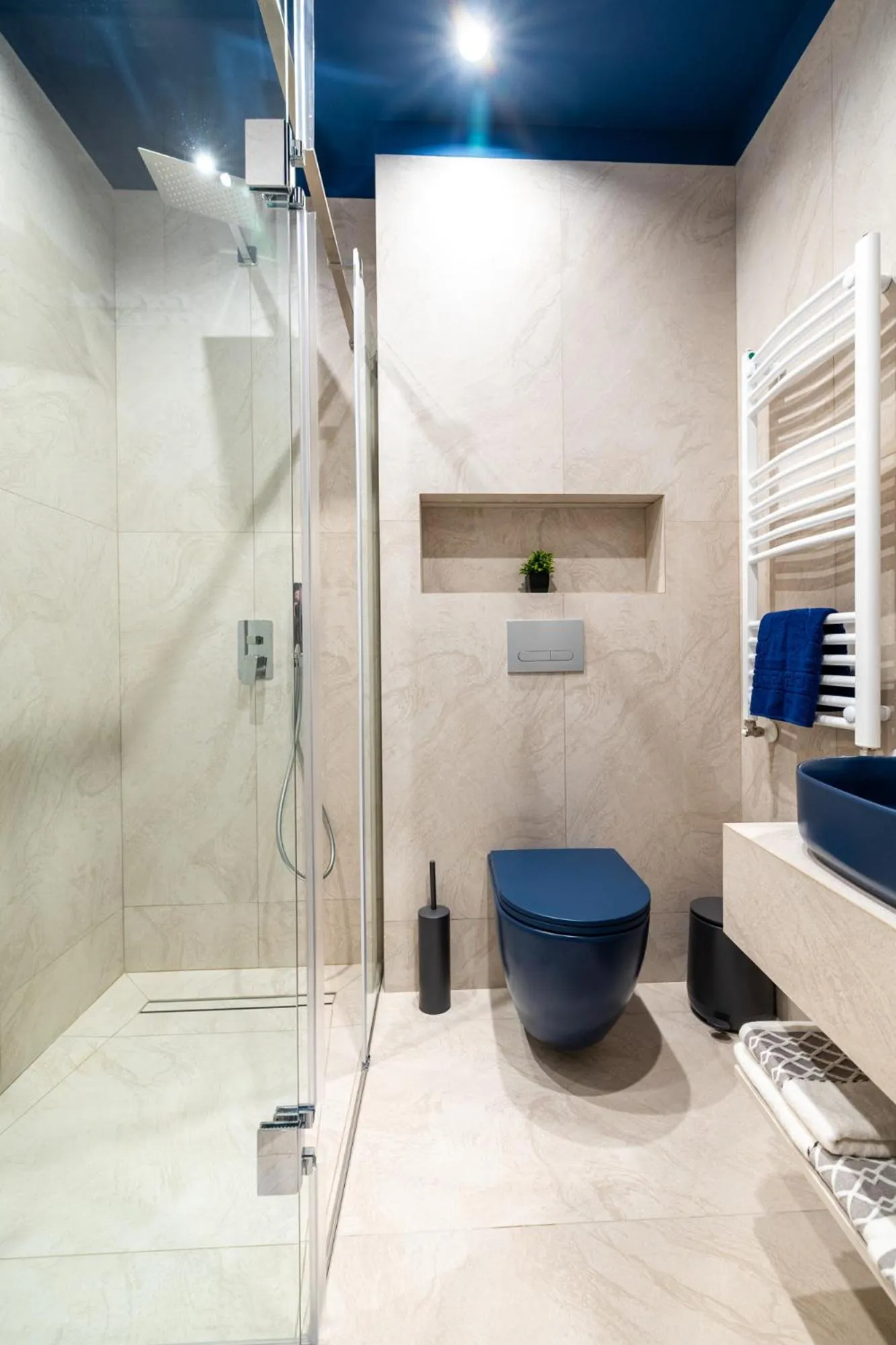 Bathroom in Art Hotel