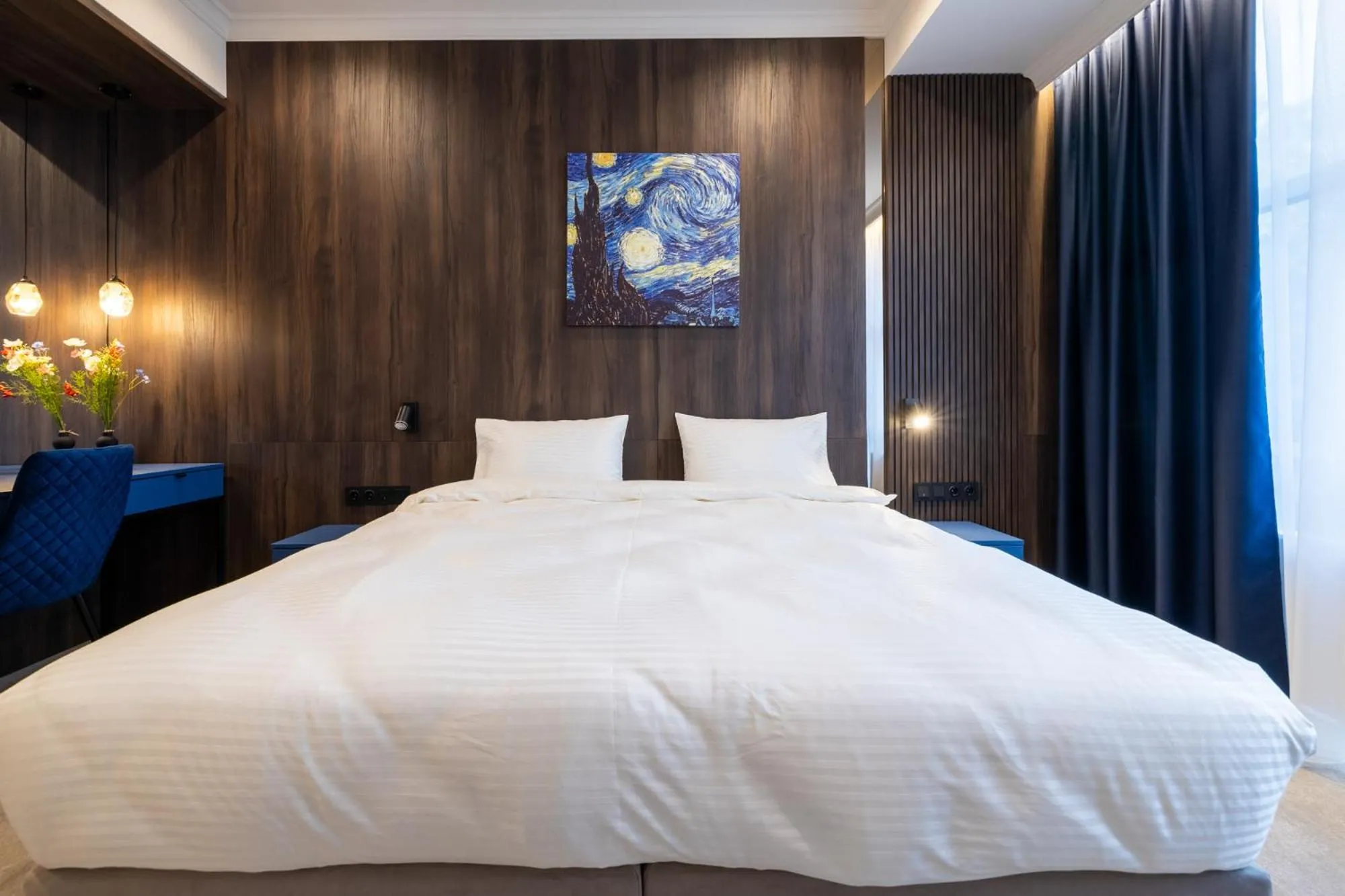 Photo of the whole room, Bed in Art Hotel