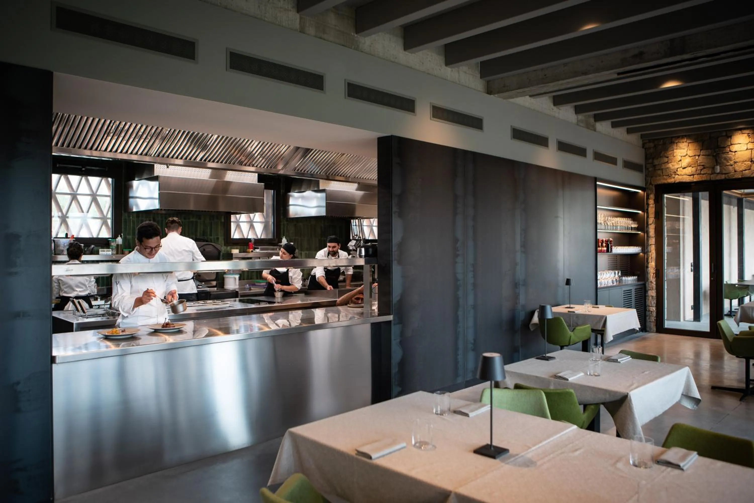 Restaurant/places to eat in I Vivai